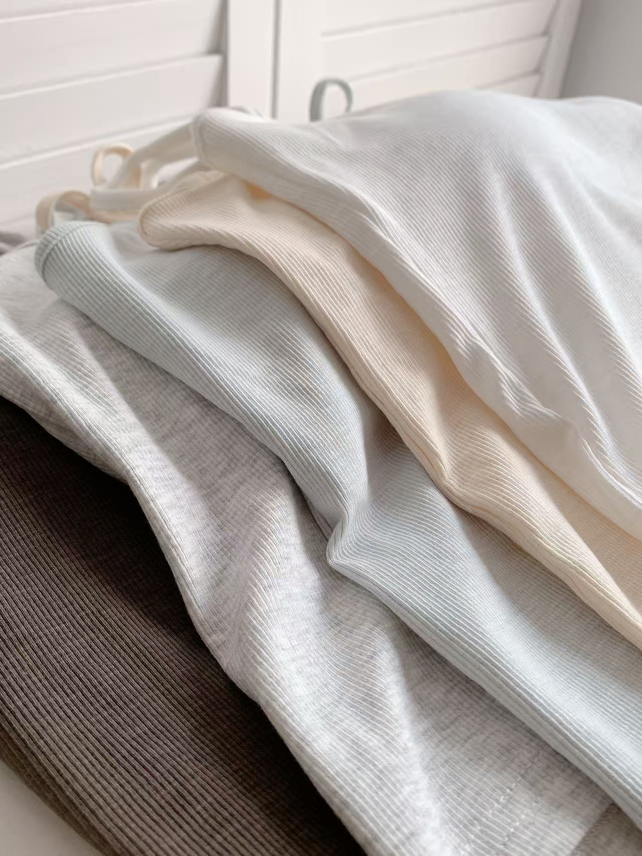HELLO MILK TEE- 86249 百搭背心
