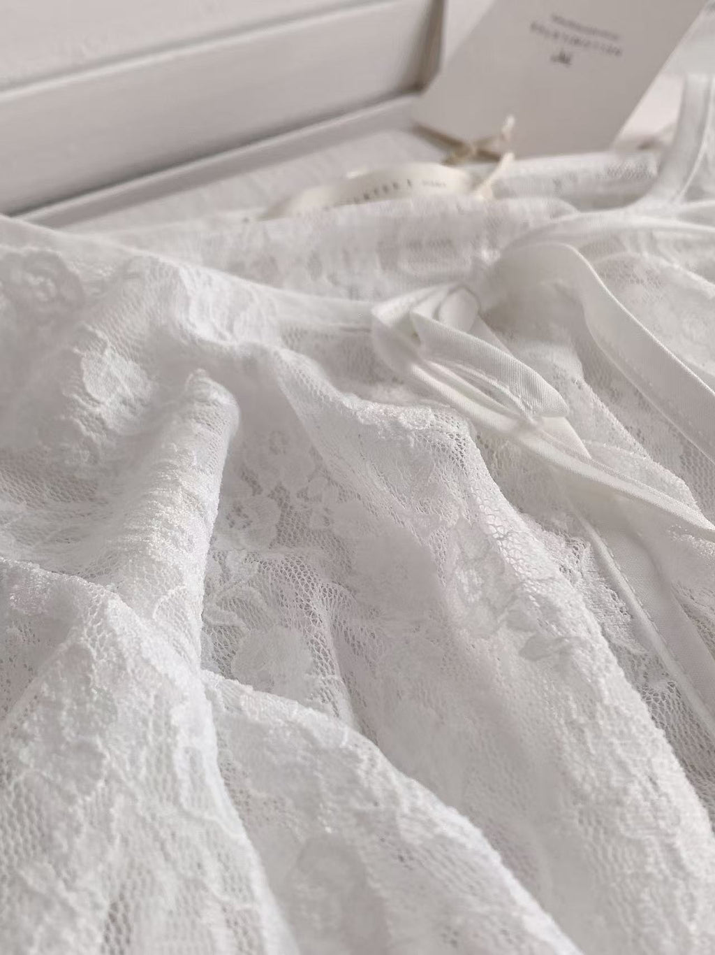 HELLO MILK TEE- 86227 系帶小衫