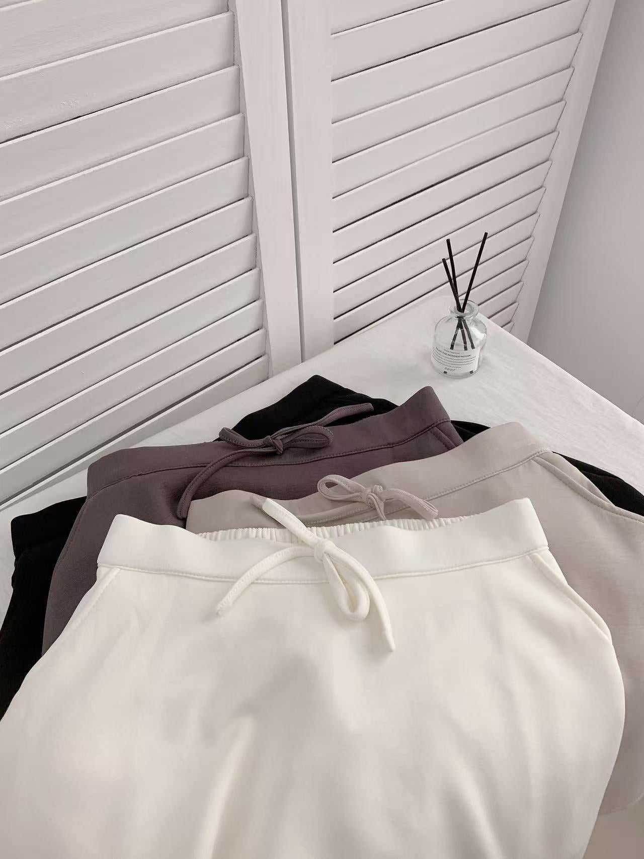 HELLO MILK TEE- 86252 韓系短裙