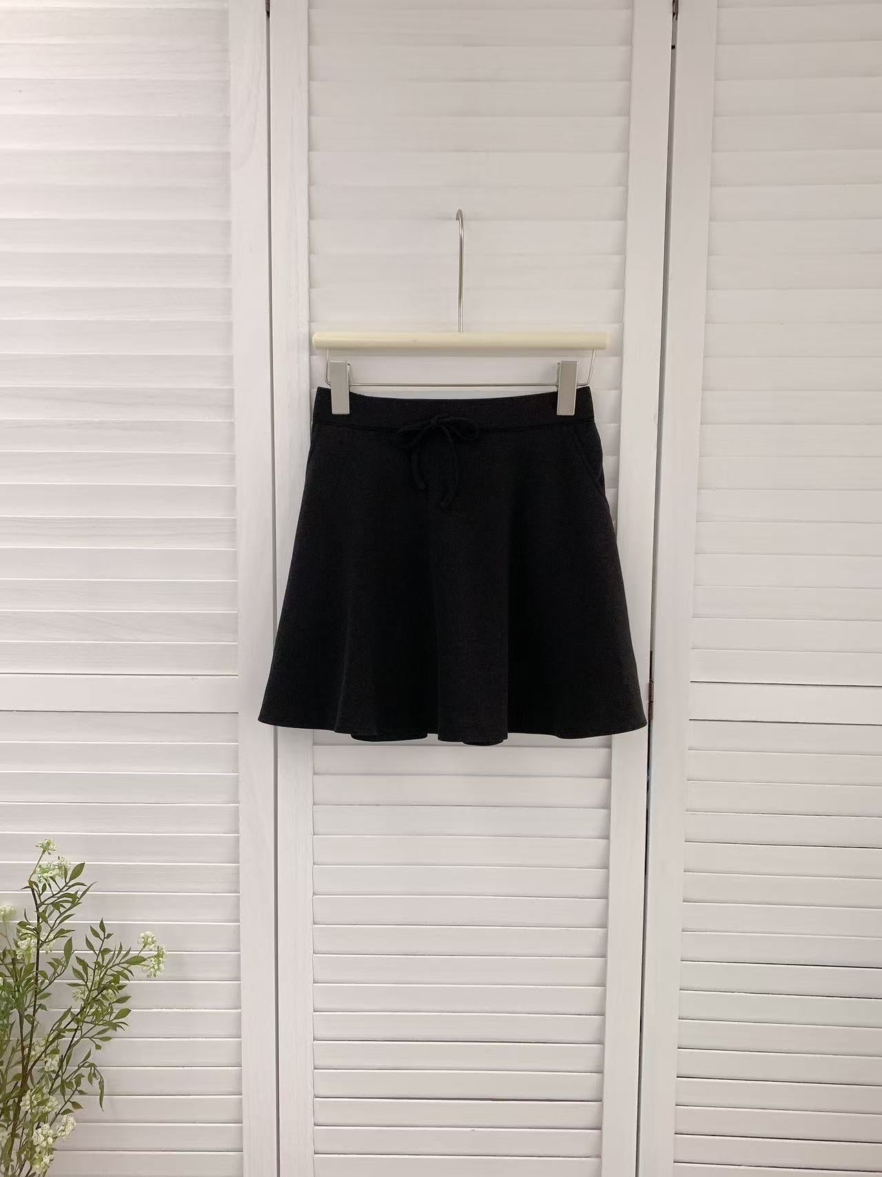 HELLO MILK TEE- 86252 韓系短裙