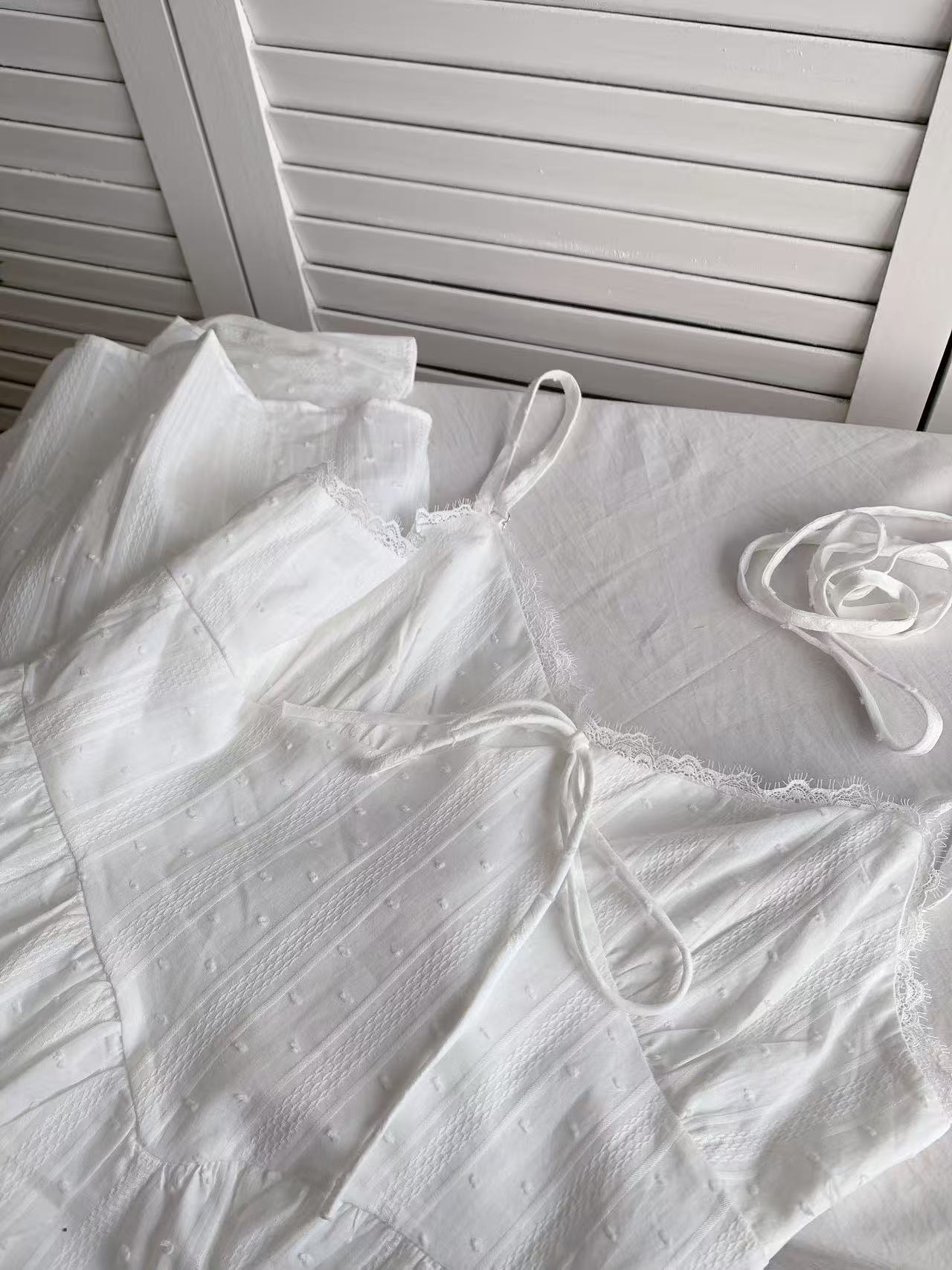 HELLO MILK TEE- 86283 法式吊帶裙