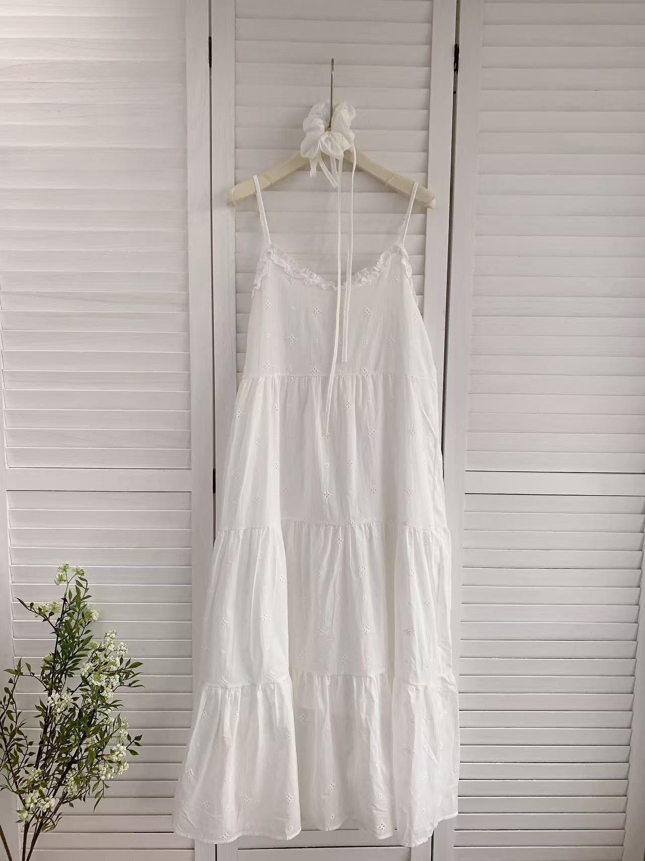 HELLO MILK TEE- 86282 韓系吊帶裙