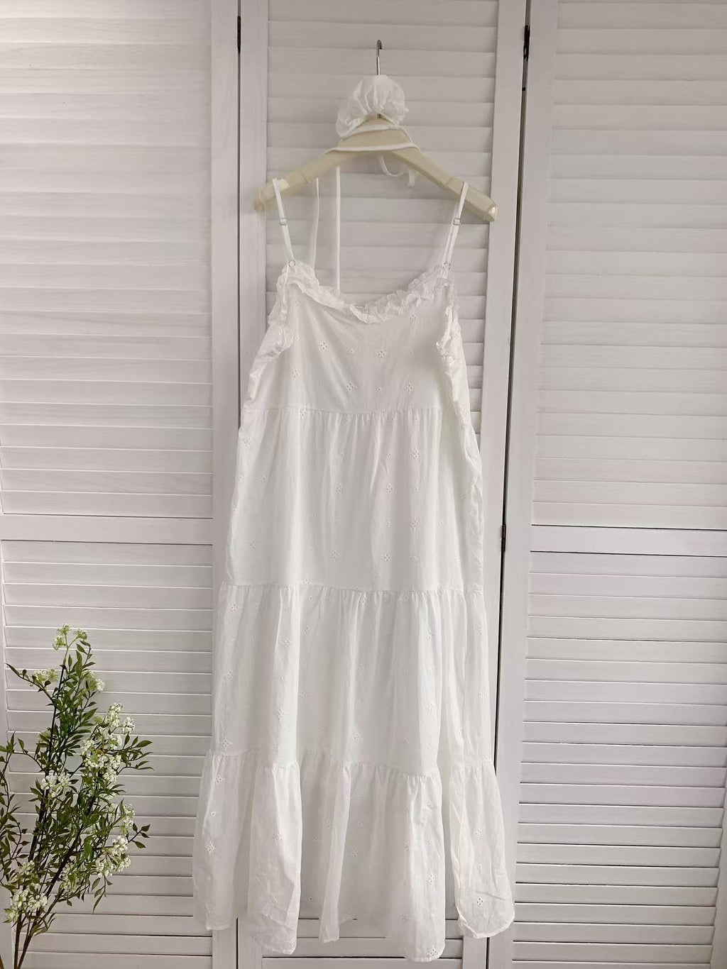 HELLO MILK TEE- 86282 韓系吊帶裙
