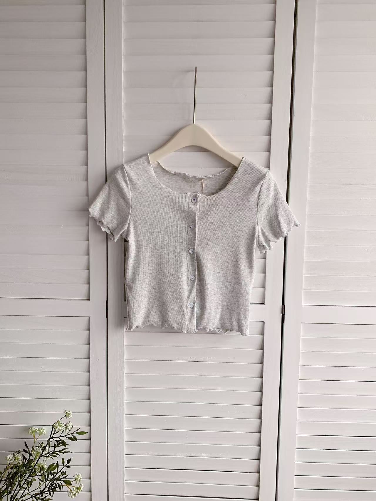 HELLO MILK TEE- 86242 波邊上衣