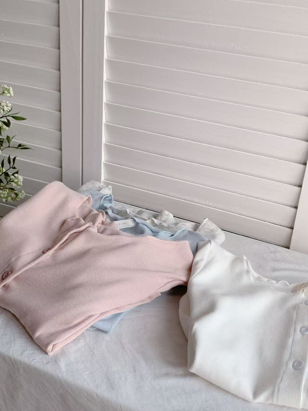 HELLO MILK TEE- 86242 波邊上衣