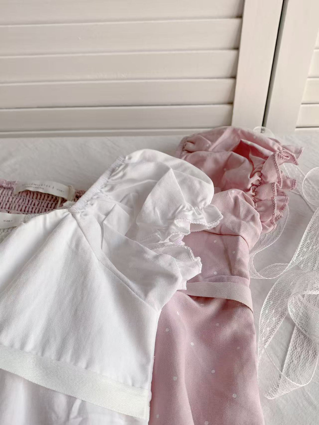 HELLO MILK TEE- 86262 蕾絲上衣