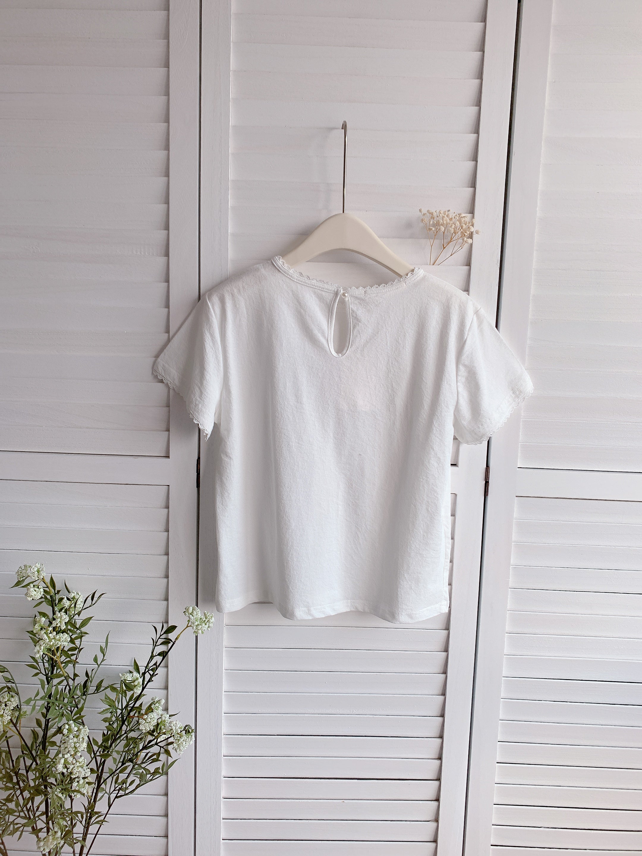 HELLO MILK TEE- 86313 花邊短袖