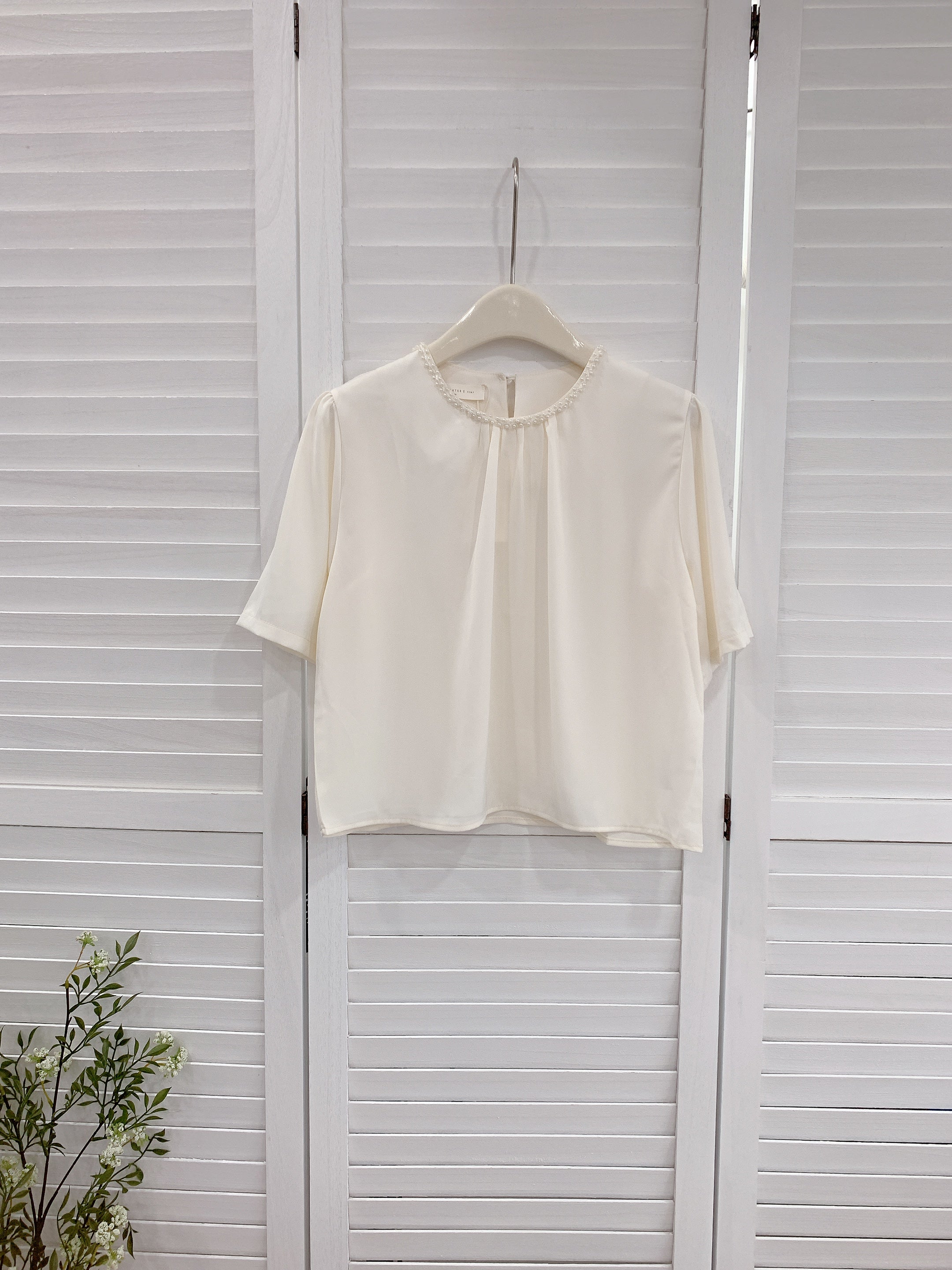 HELLO MILK TEE- 86329  氣質小衫