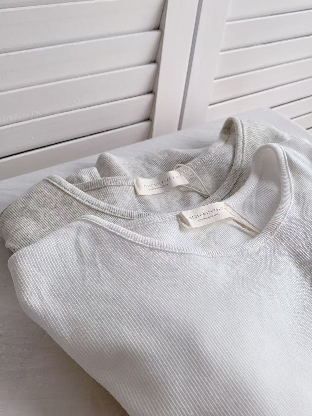 HELLO MILK TEE- 86380 坑條短袖
