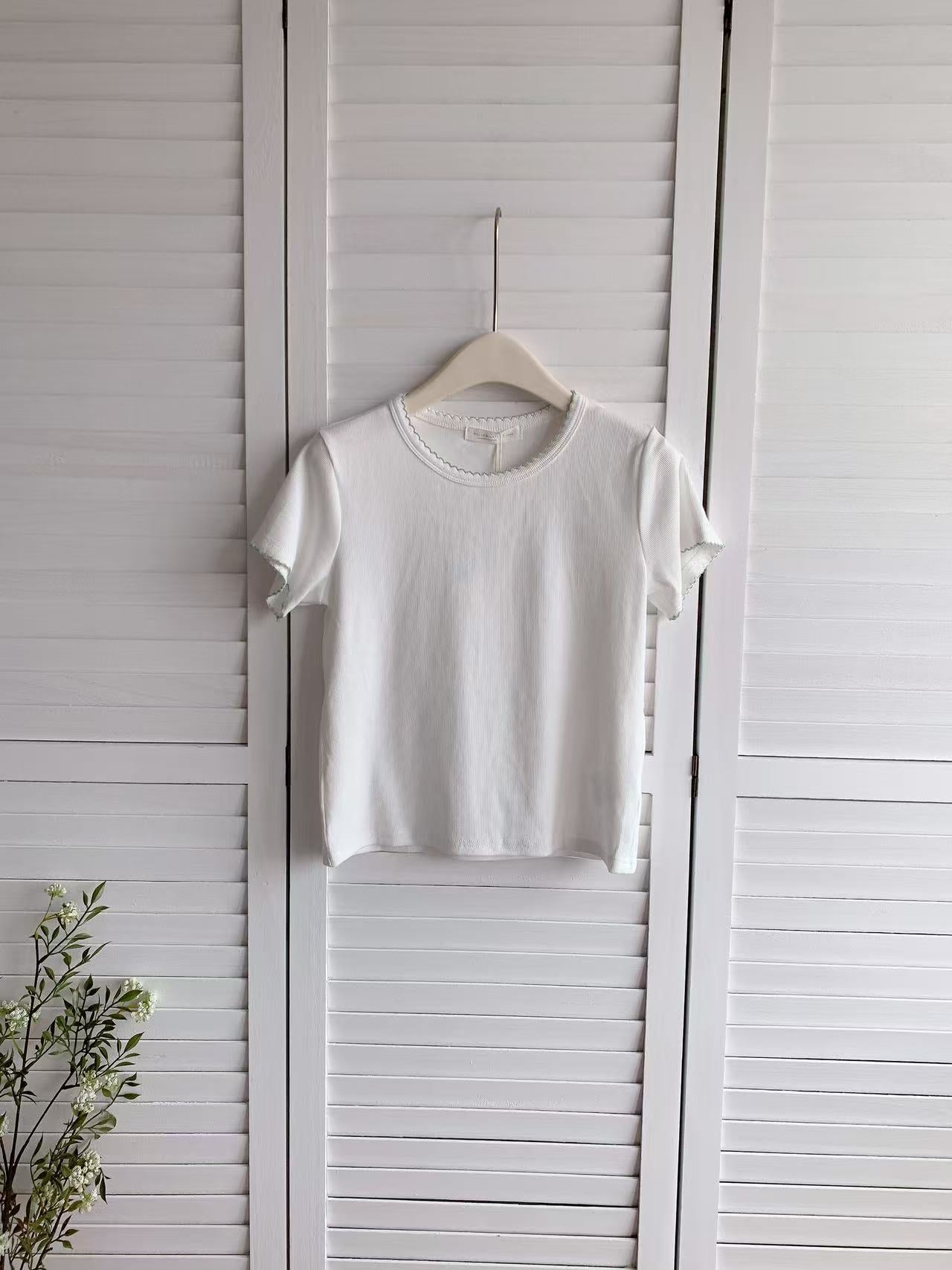 HELLO MILK TEE- 86398 花邊短袖