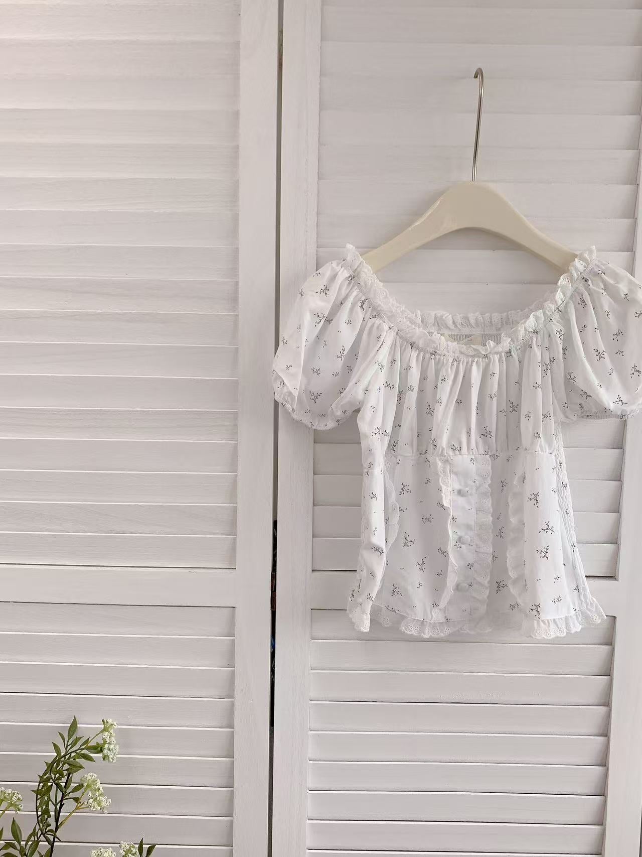 HELLO MILK TEE- 86449 花邊領小衫