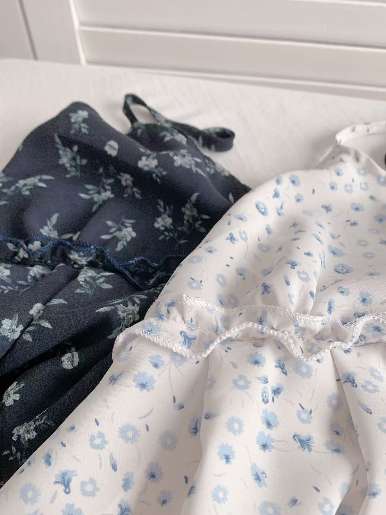 HELLO MILK TEE- 86417 吊帶上衣