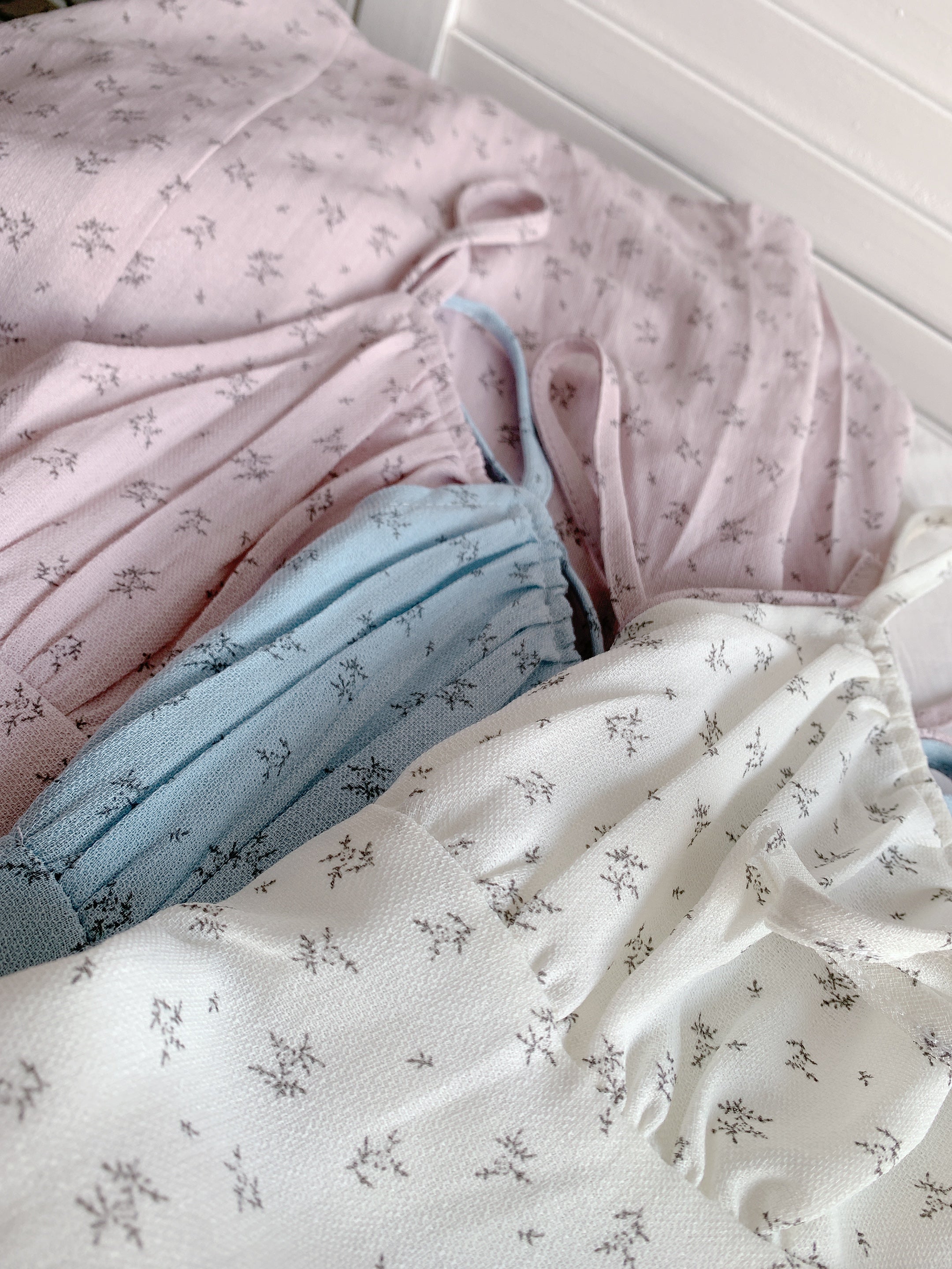 HELLO MILK TEE- 86423 韓系吊帶裙