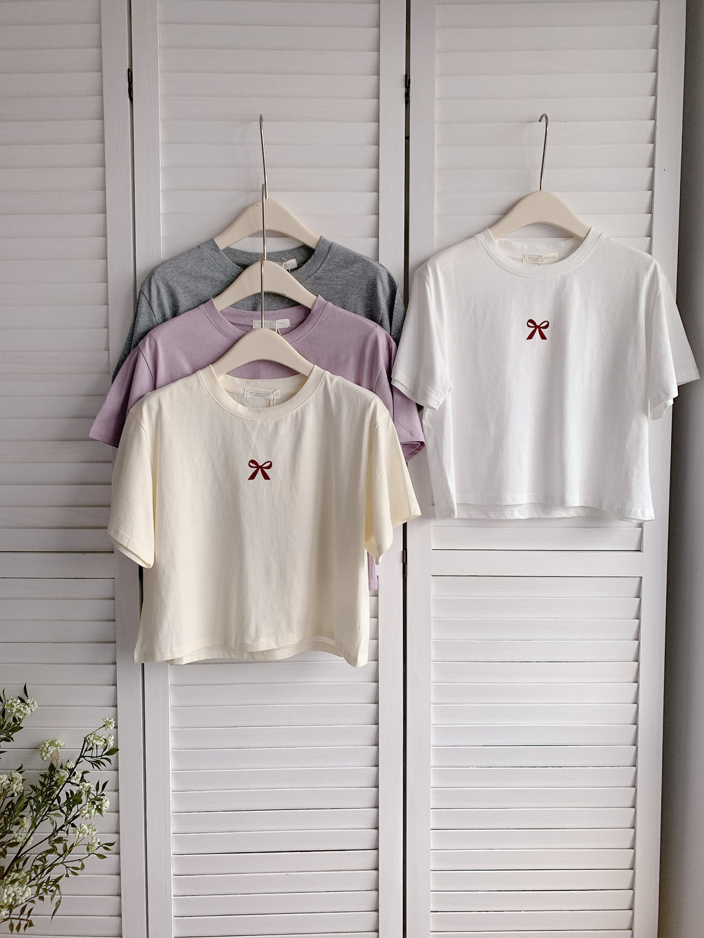 HELLO MILK TEE- 86501  蝴蝶結植絨圖案短袖衫