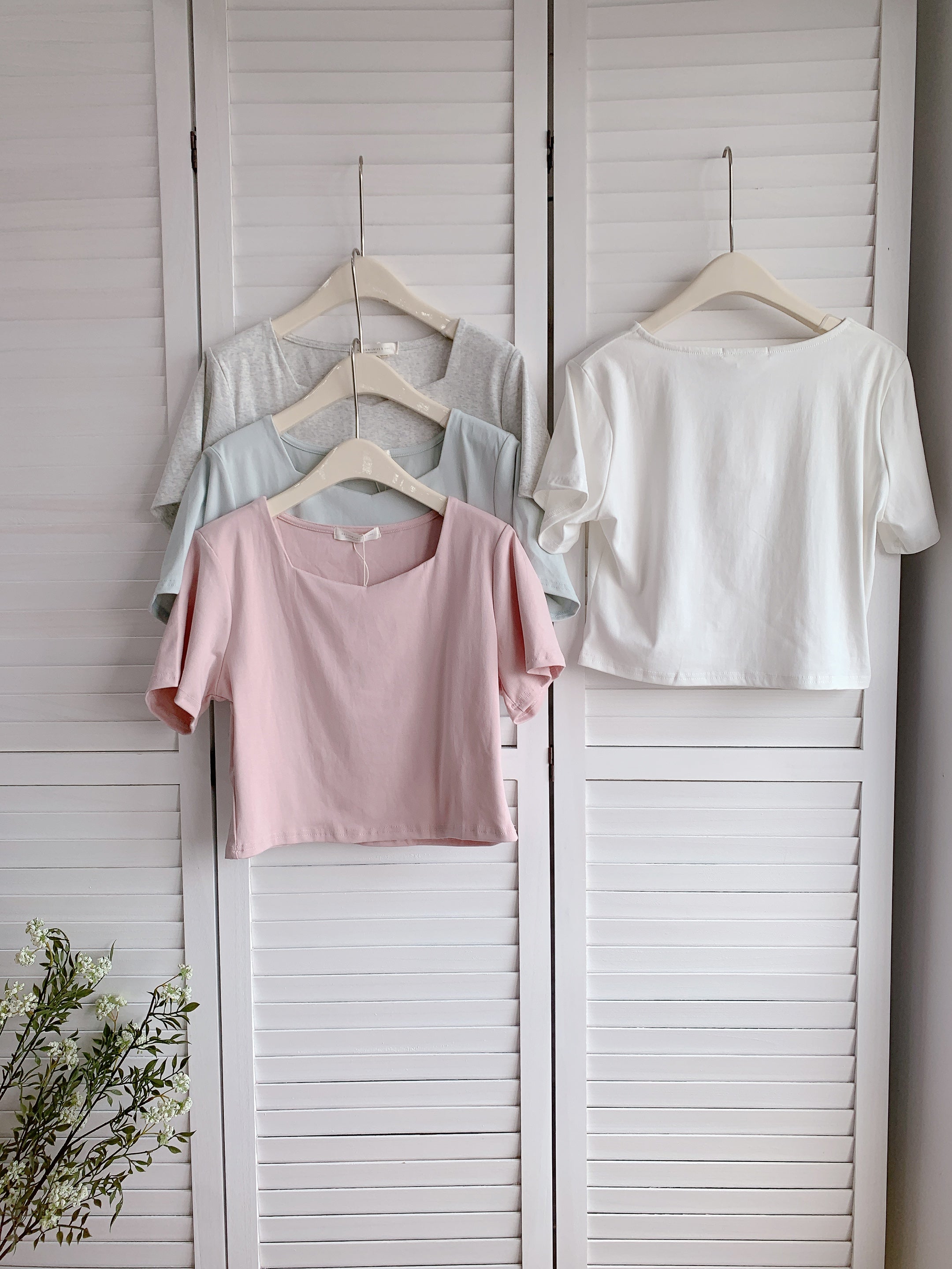 HELLO MILK TEE- 86473  方領上衣
