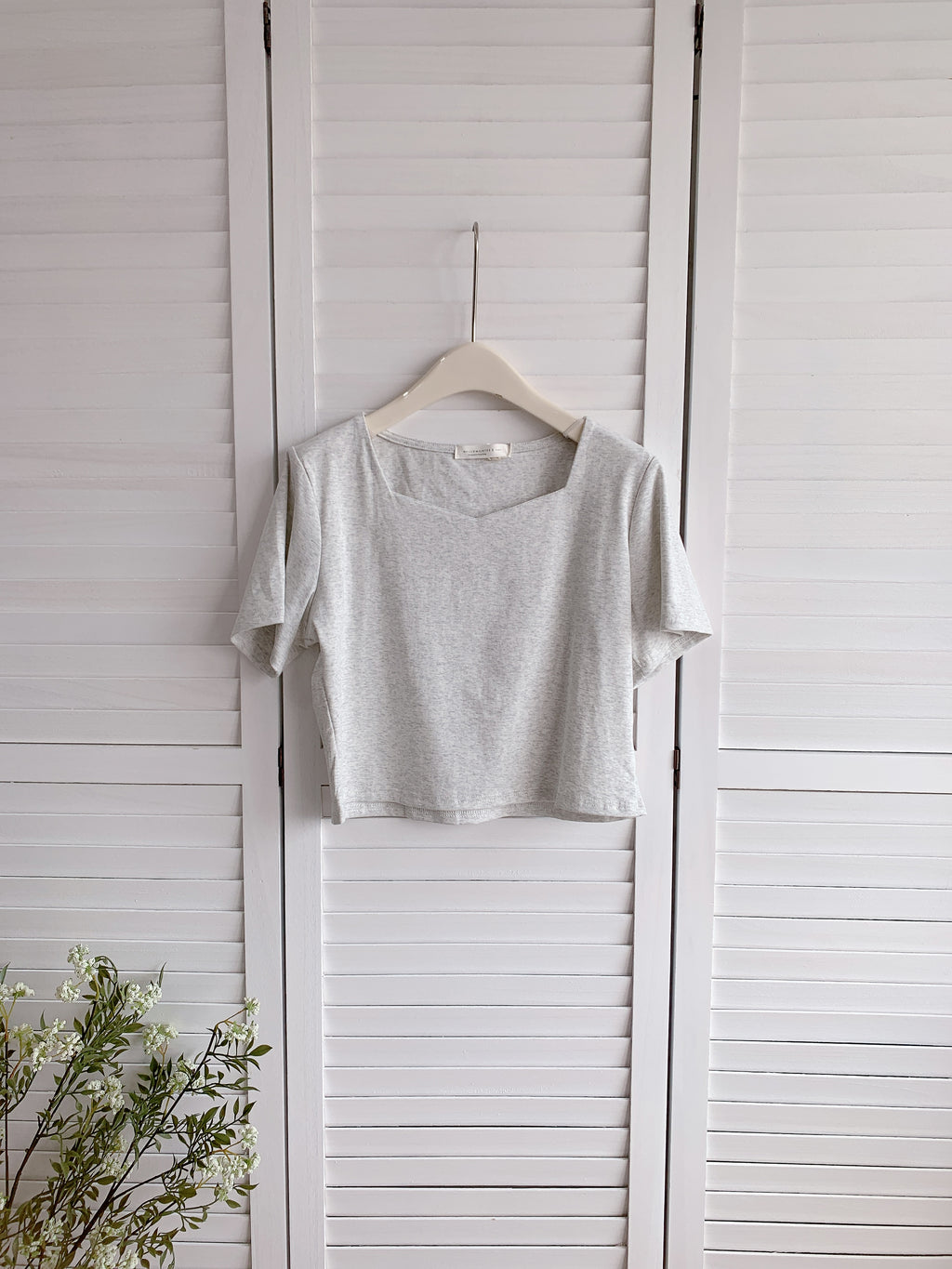 HELLO MILK TEE- 86473  方領上衣