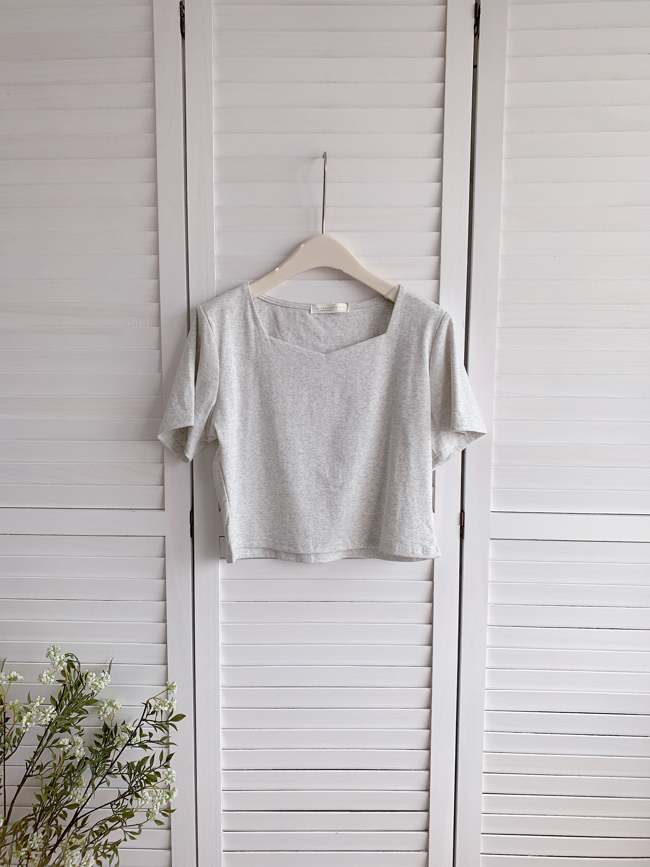 HELLO MILK TEE- 86473  方領上衣