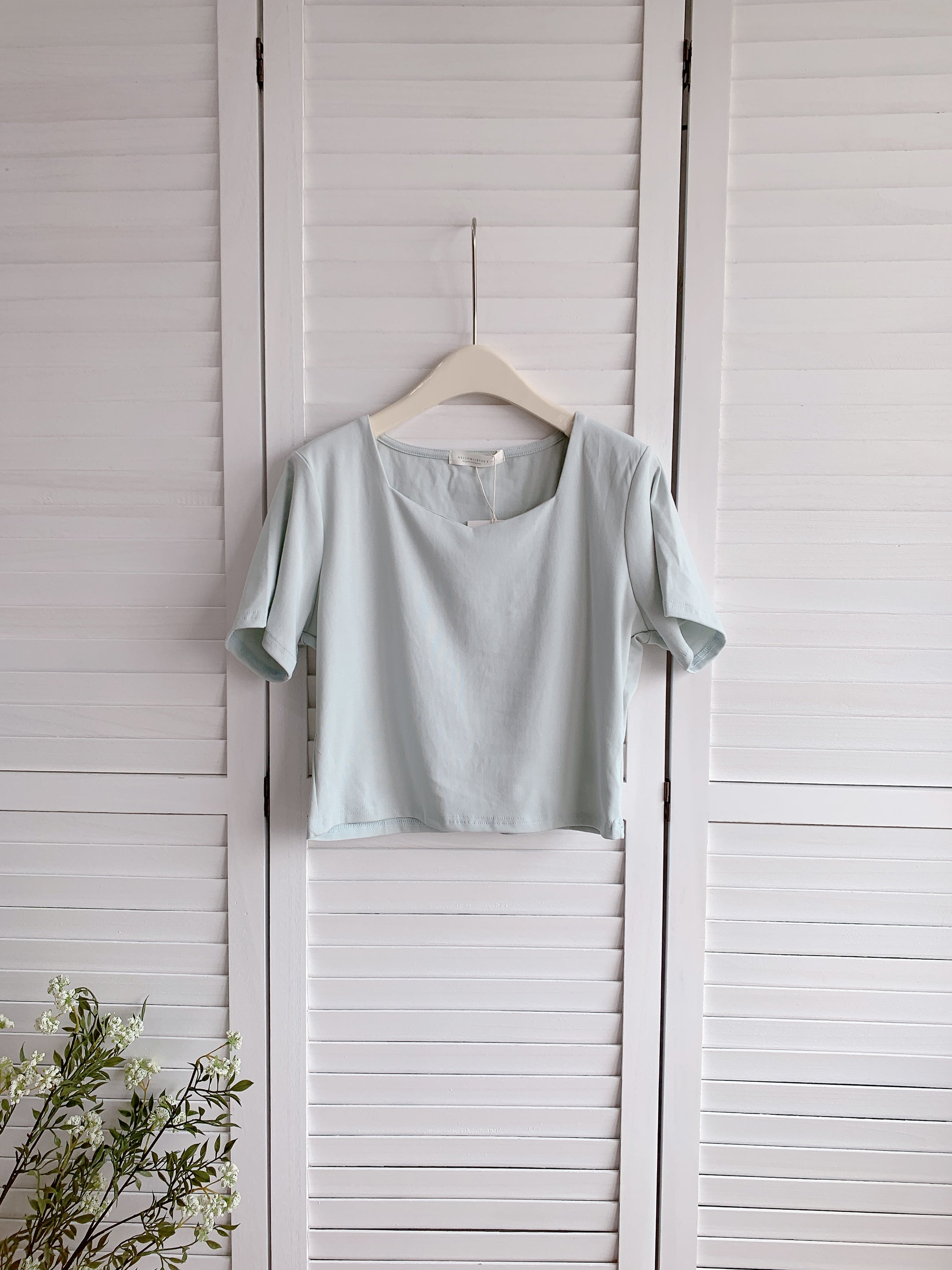 HELLO MILK TEE- 86473  方領上衣
