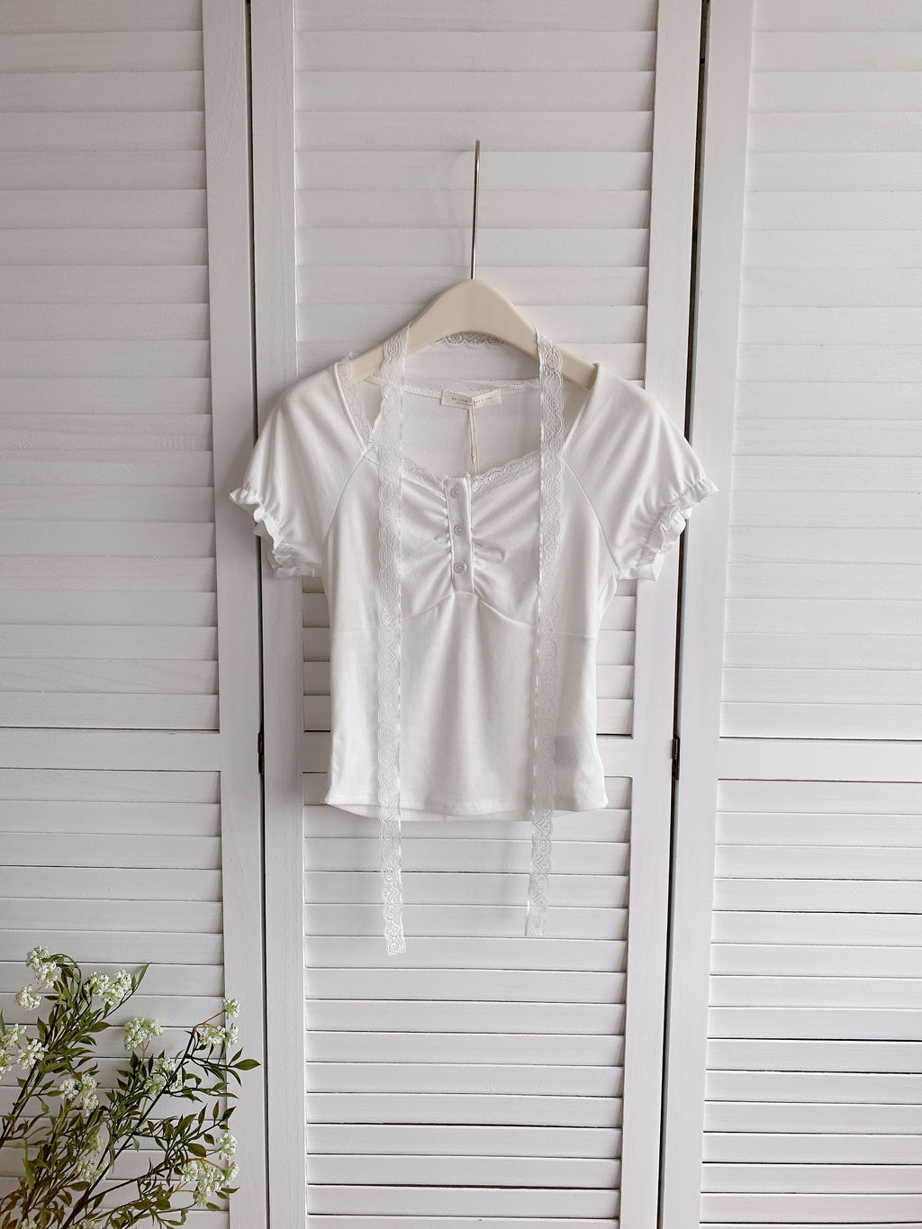 HELLO MILK TEE- 86466  方領蕾絲衫
