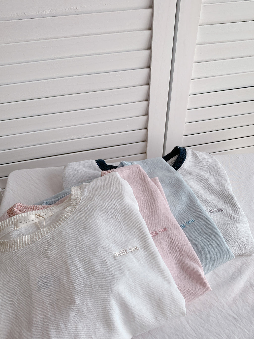 HELLO MILK TEE- 86469  刺繡短袖