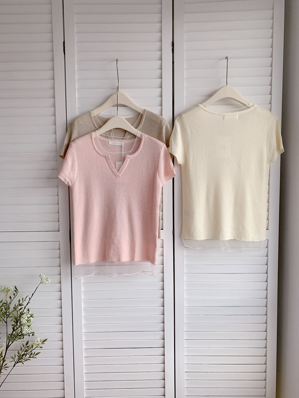 HELLO MILK TEE- 86517  V領網紗衫