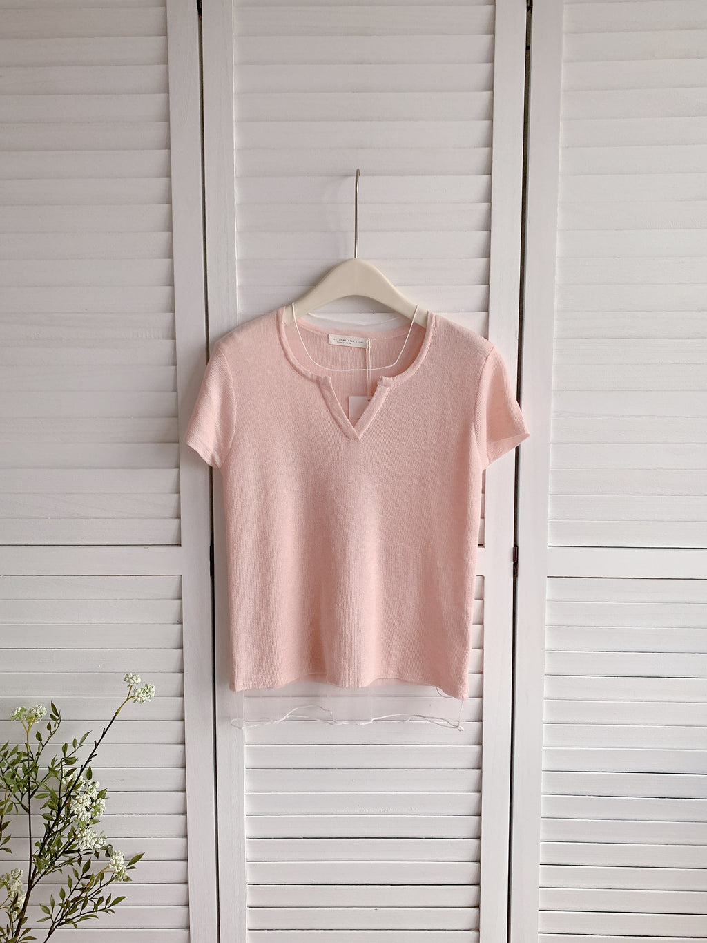 HELLO MILK TEE- 86517  V領網紗衫