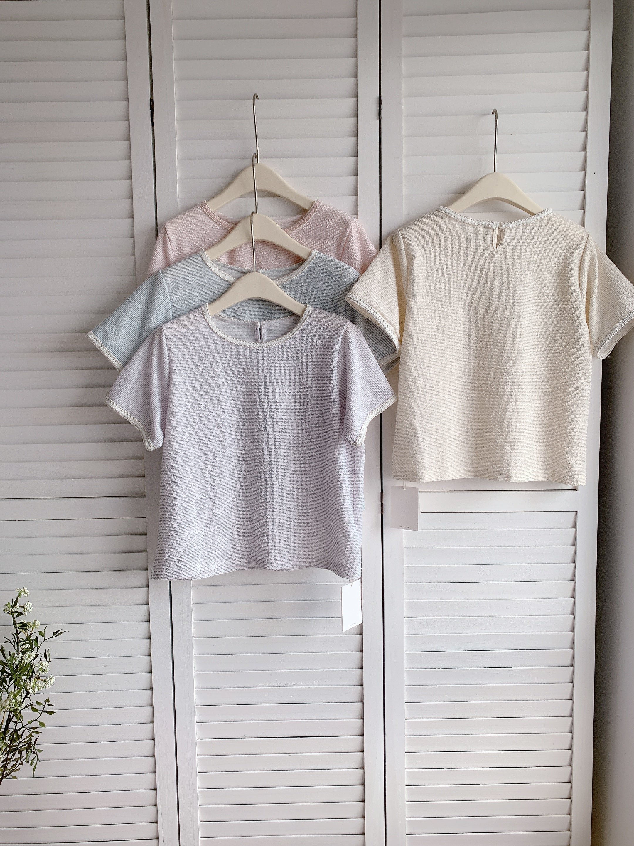 HELLO MILK TEE- 86522  小香風短袖