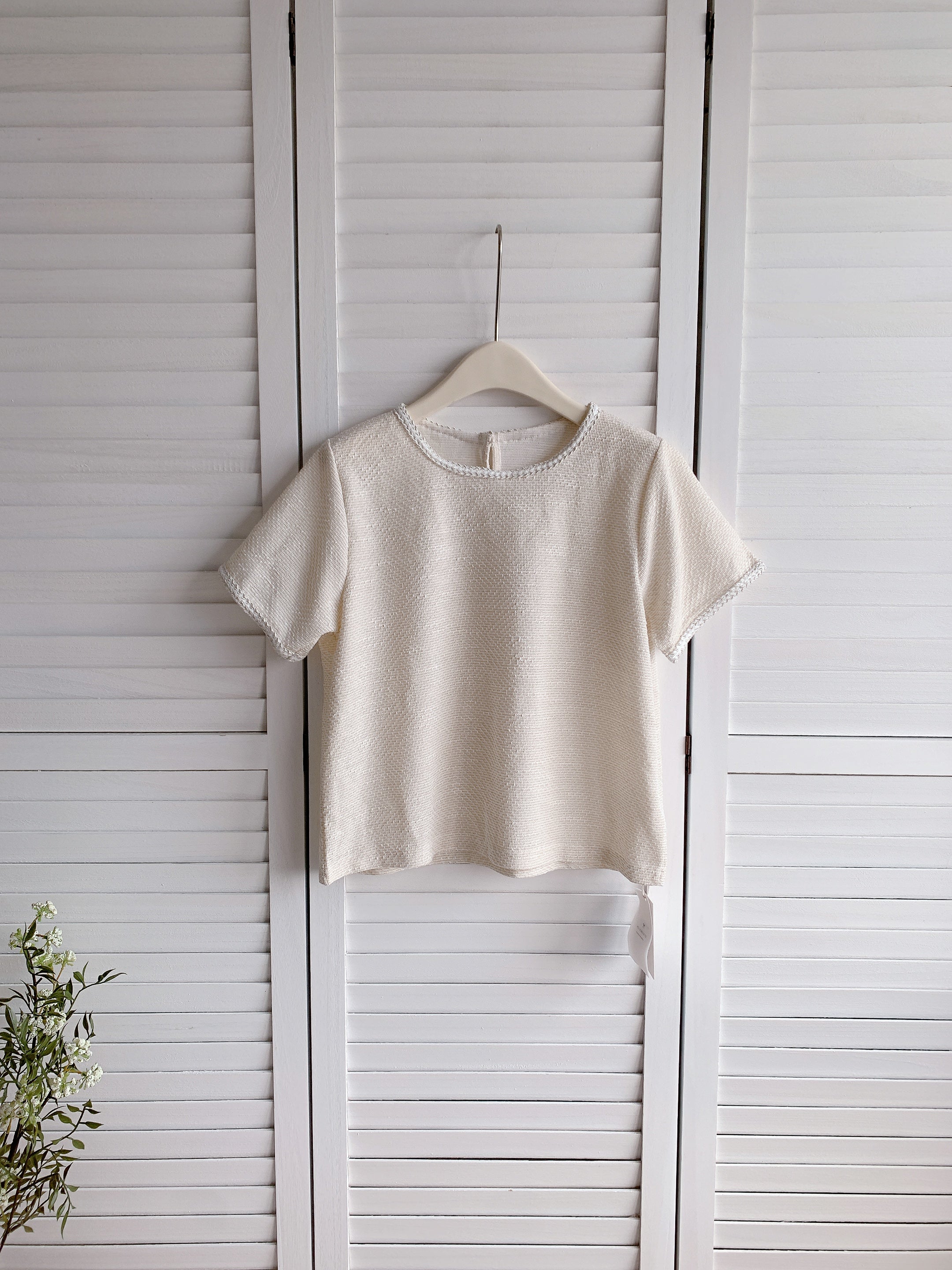 HELLO MILK TEE- 86522  小香風短袖