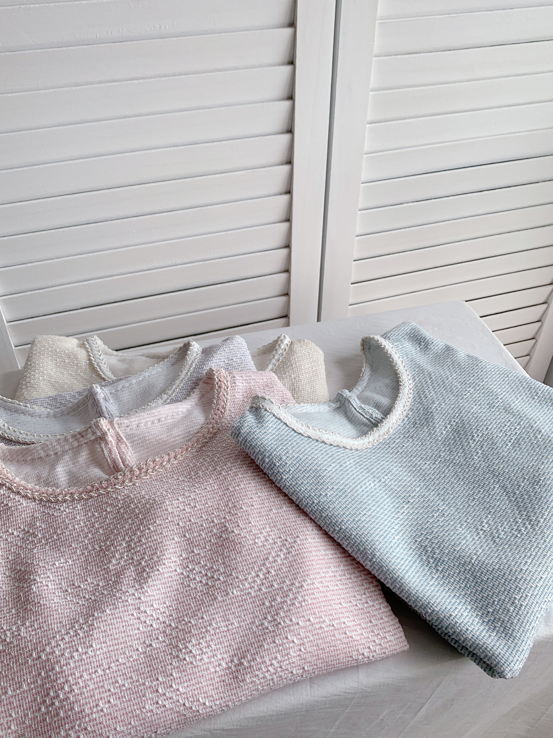 HELLO MILK TEE- 86522  小香風短袖