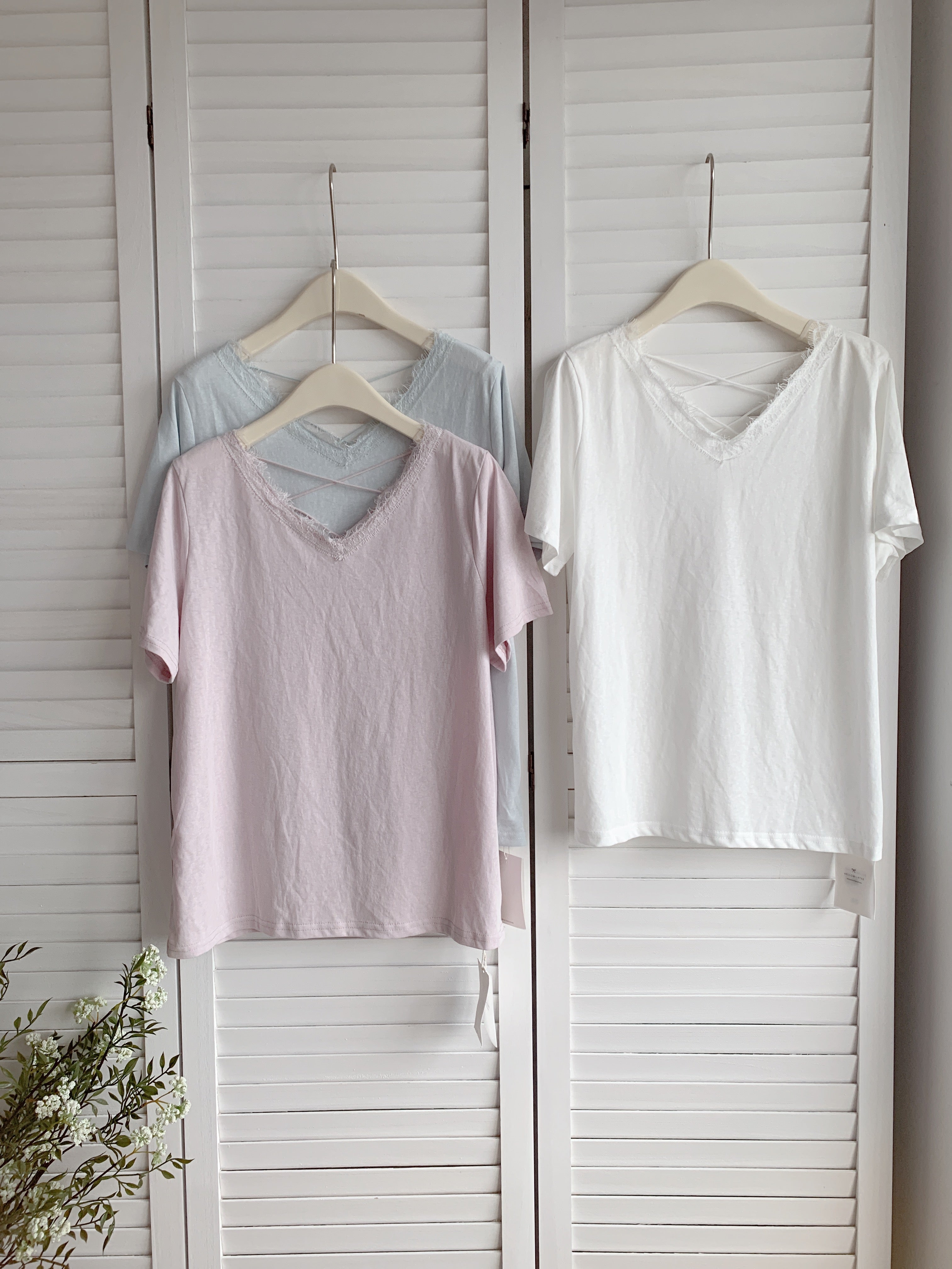 HELLO MILK TEE- 86504  蕾絲拼接衫