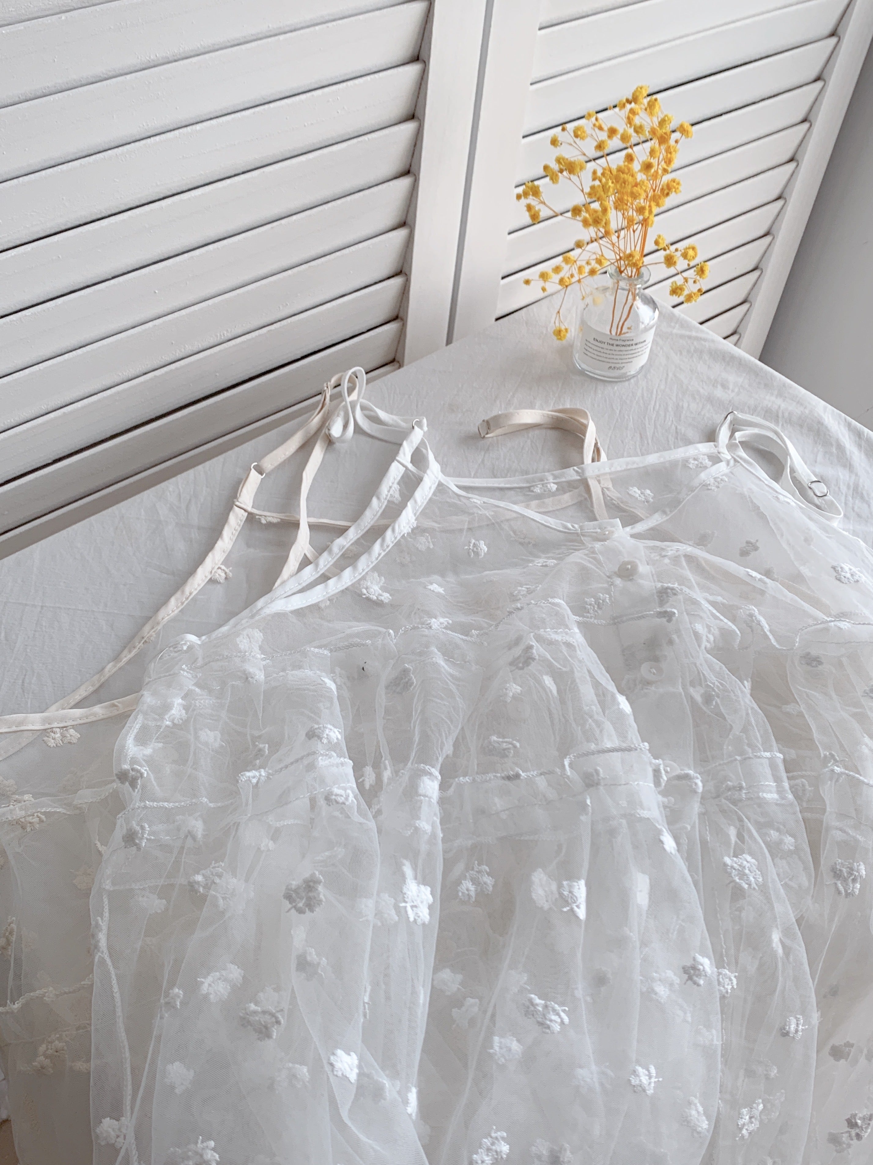 HELLO MILK TEE- 86592  吊帶上衣