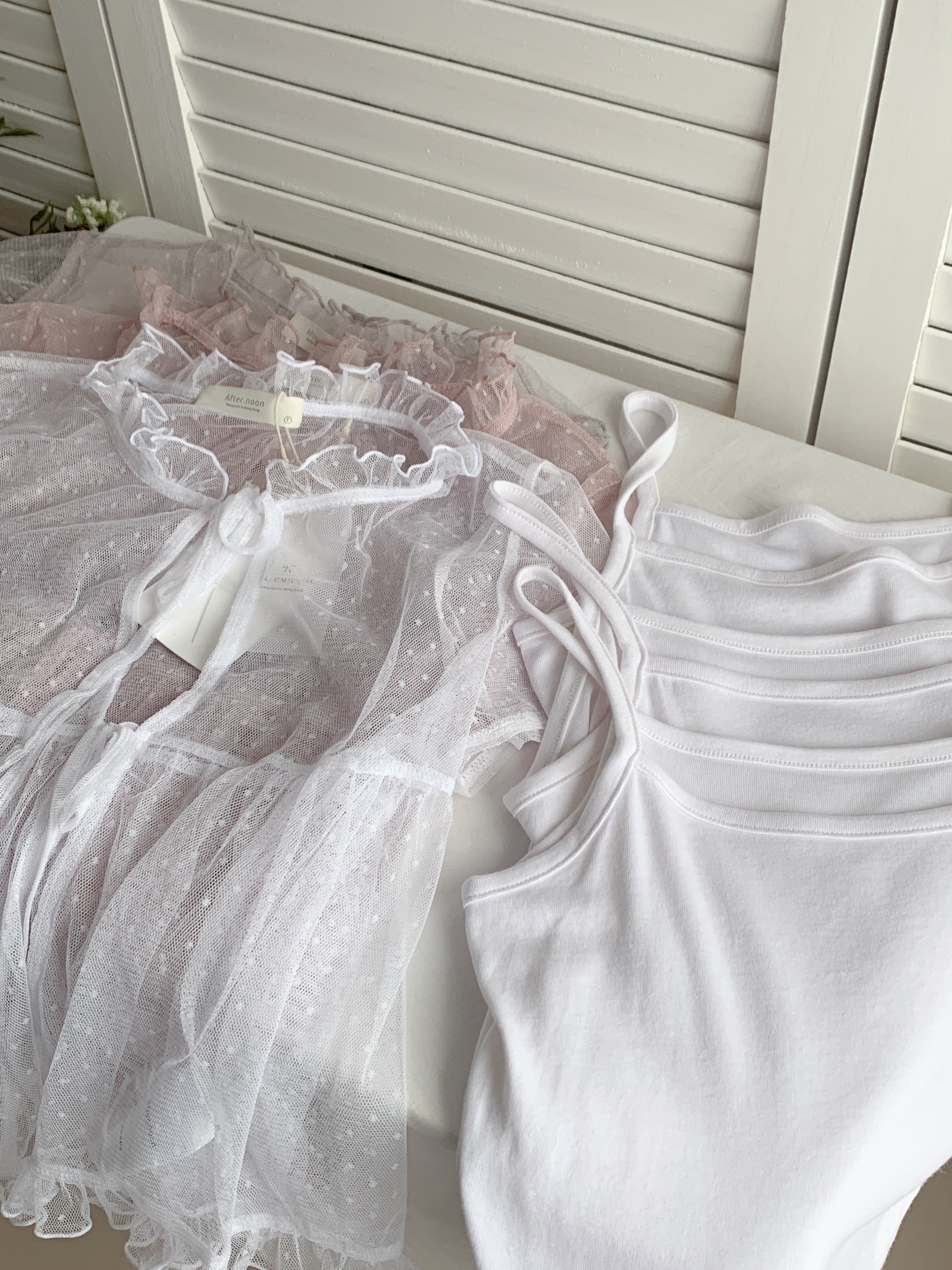 HELLO MILK TEE- 86694   網紗兩件套