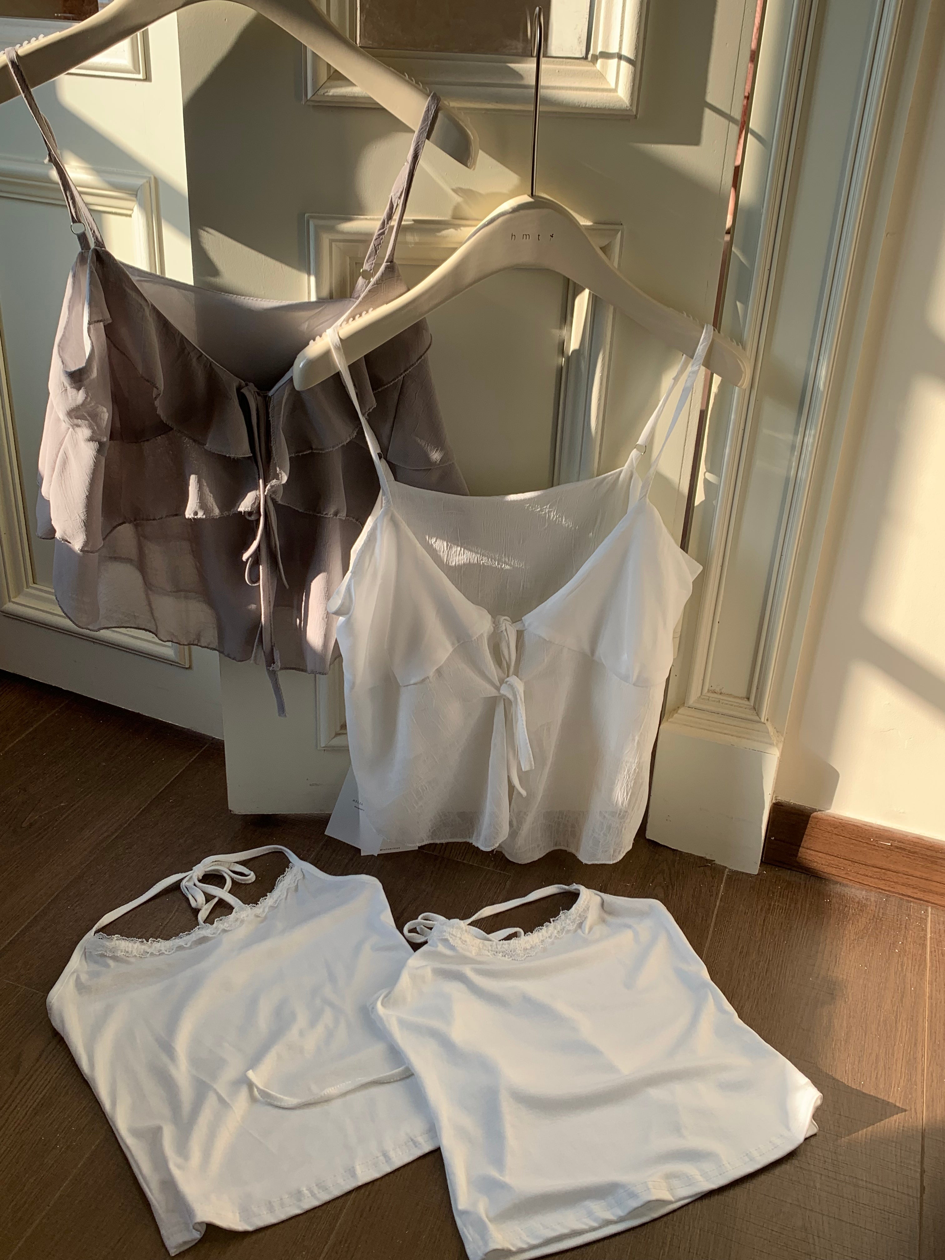 HELLO MILK TEE- 86737   吊帶兩件套
