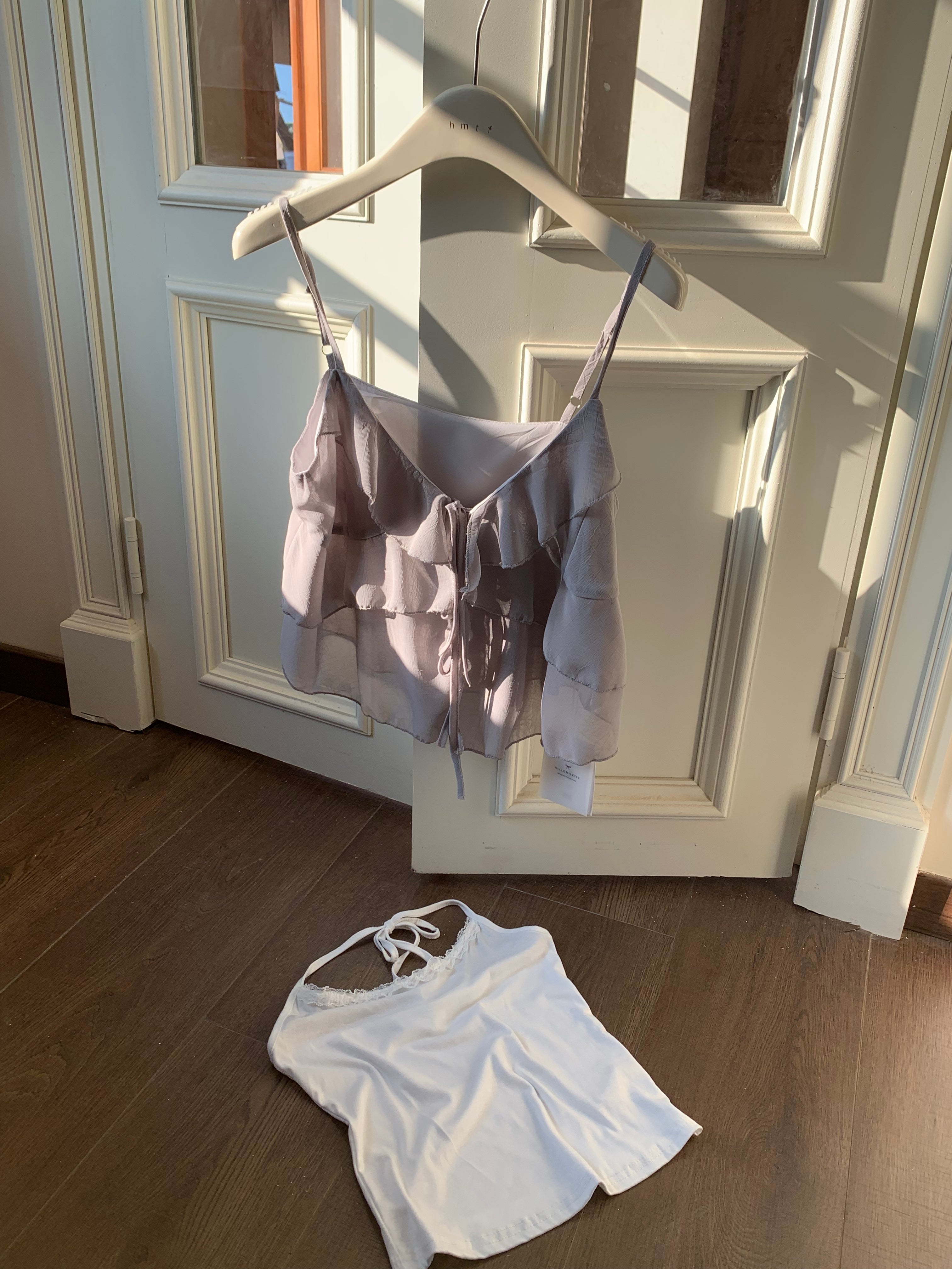 HELLO MILK TEE- 86737   吊帶兩件套