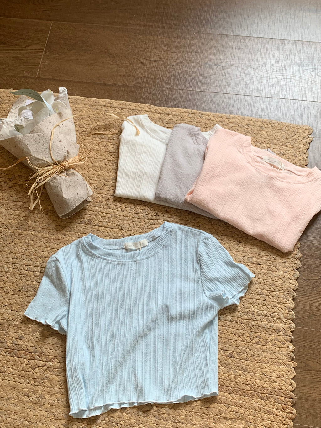 HELLO MILK TEE- 86774   圓領上衣