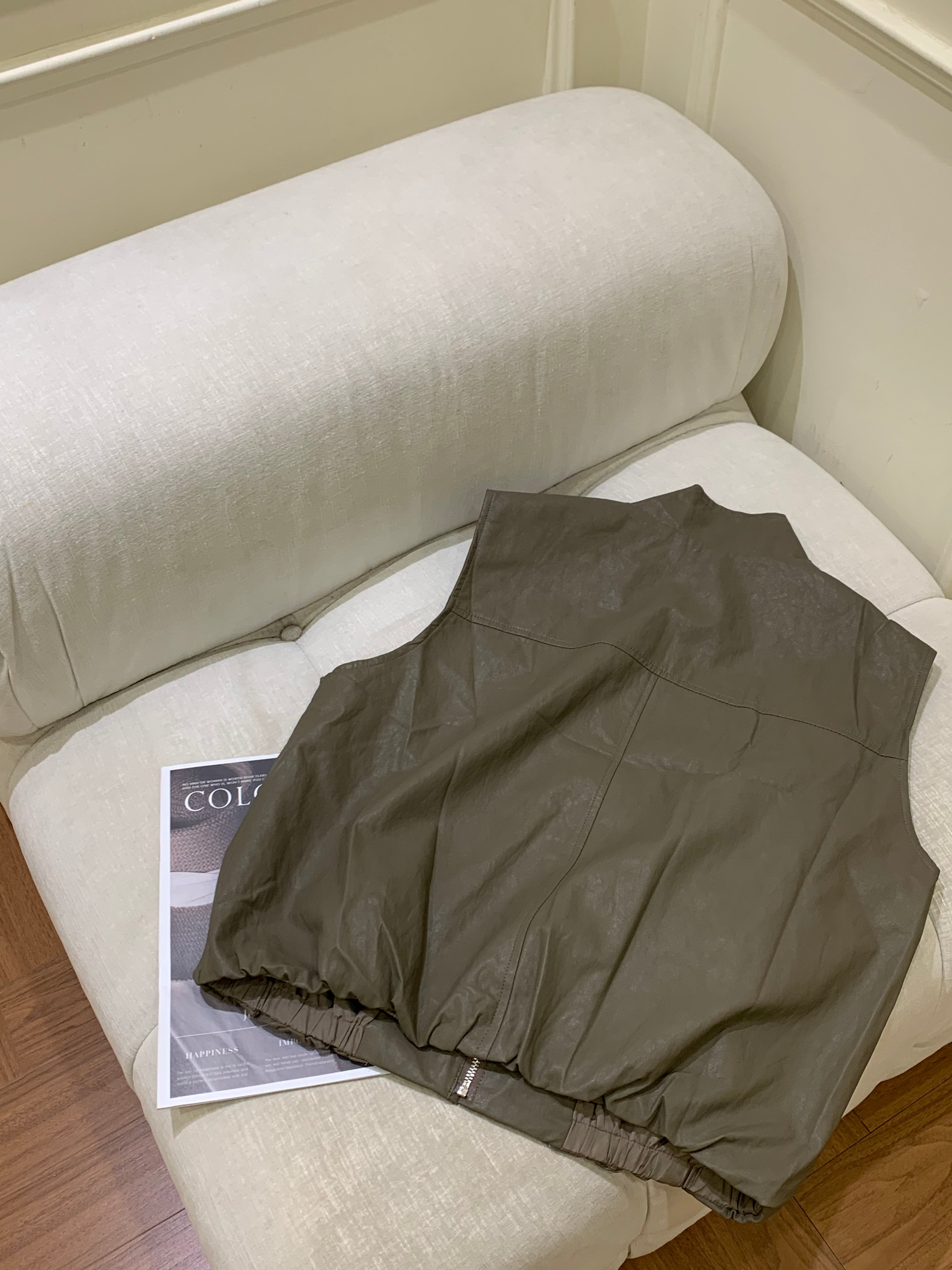 HELLO MILK TEE- 86846   無袖外套