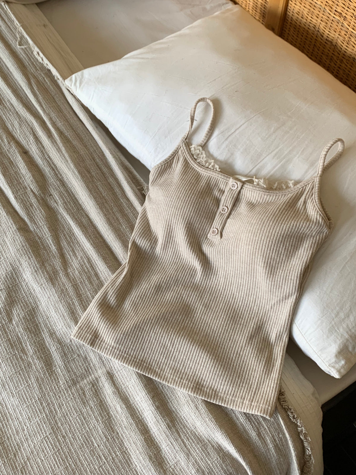 HELLO MILK TEE- 86853   拼接吊帶衫