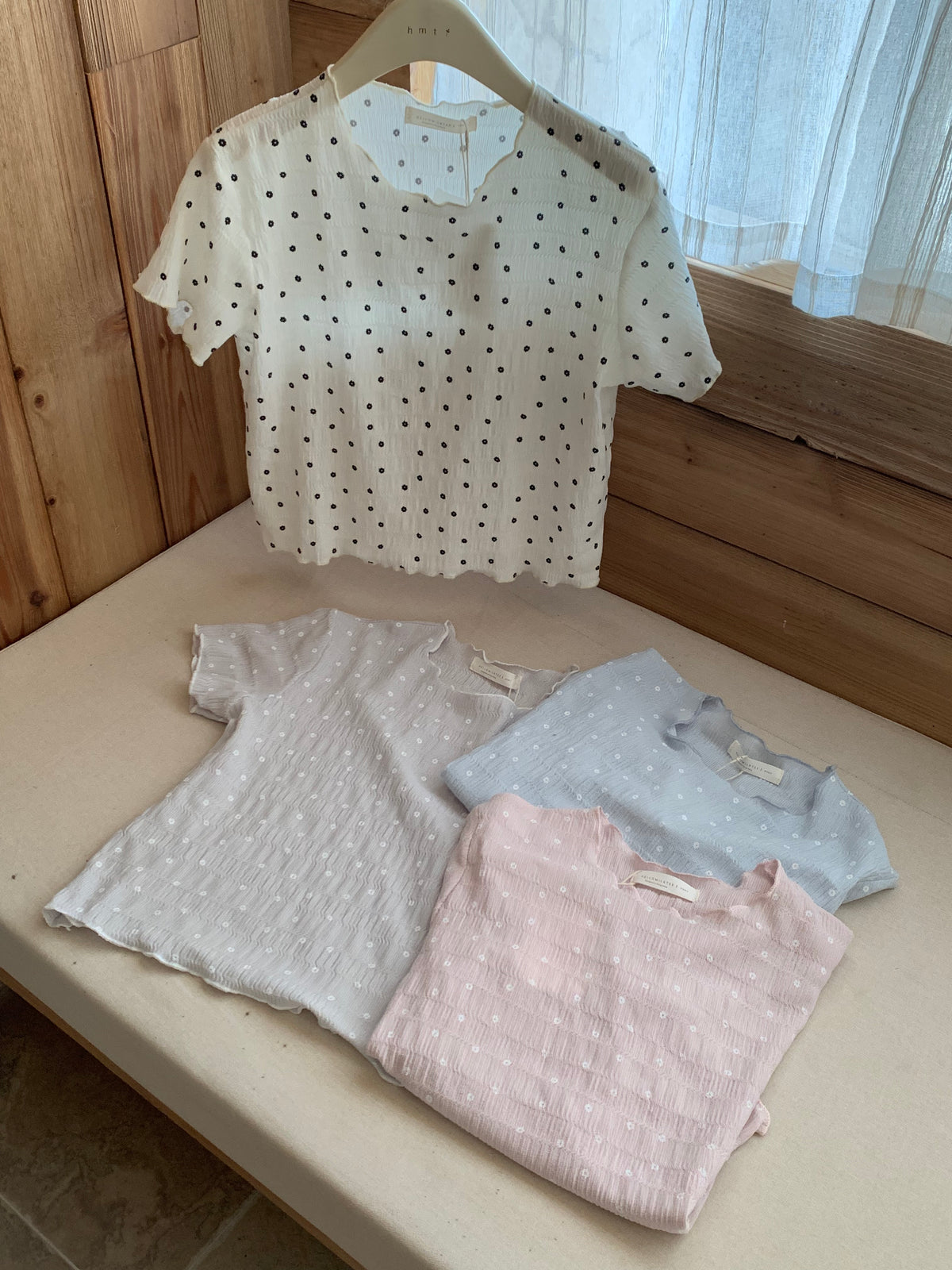 HELLO MILK TEE- 86881   木耳邊小衫