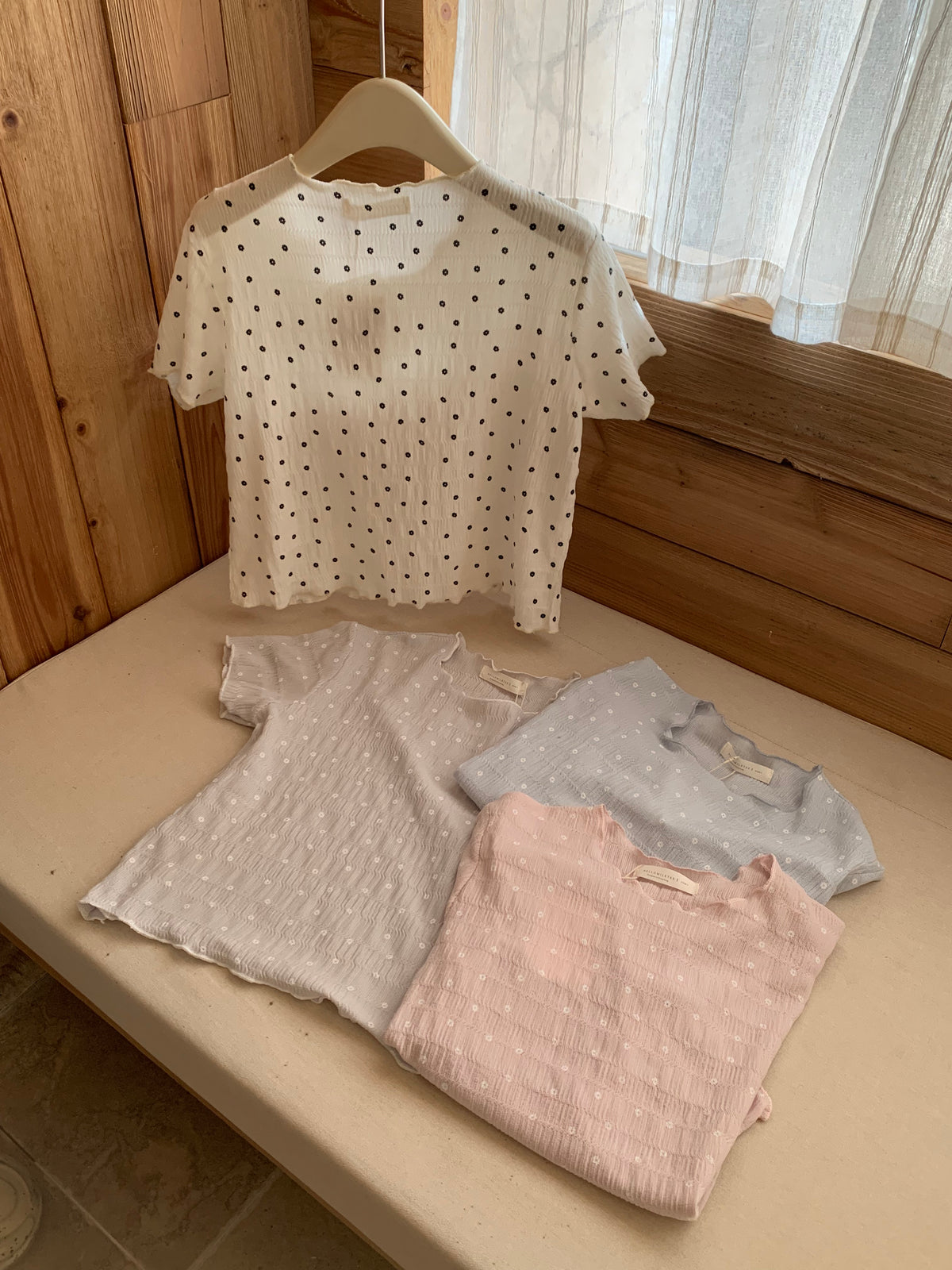 HELLO MILK TEE- 86881   木耳邊小衫