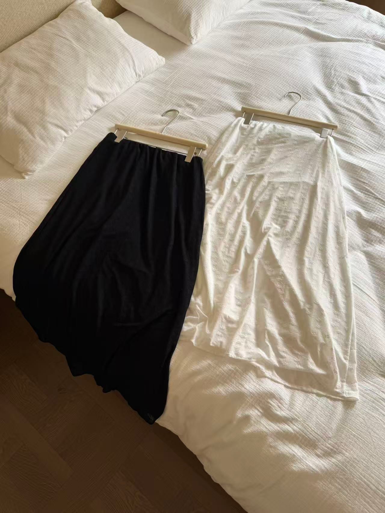 HELLO MILK TEE- 86937 韓系半裙