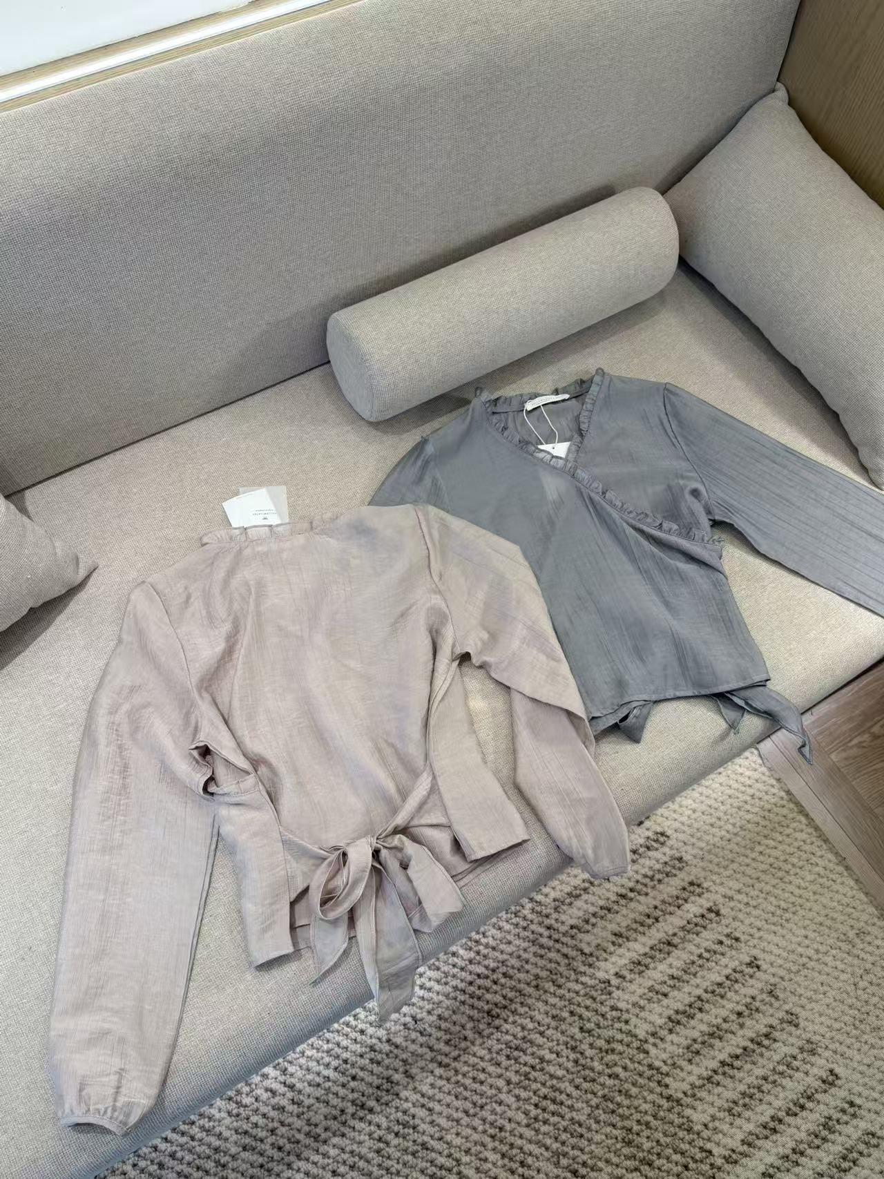 HELLO MILK TEE- 86917 系帶上衣