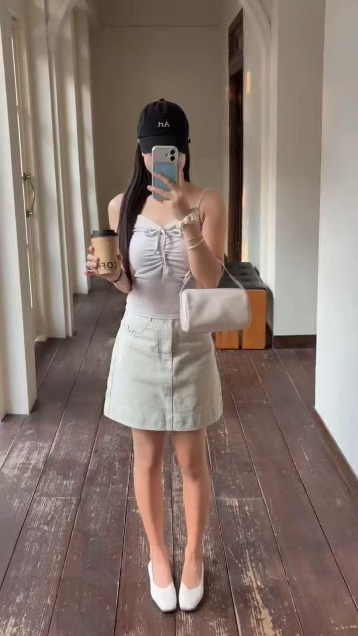 HELLO MILK TEE- 86827   百搭短裙