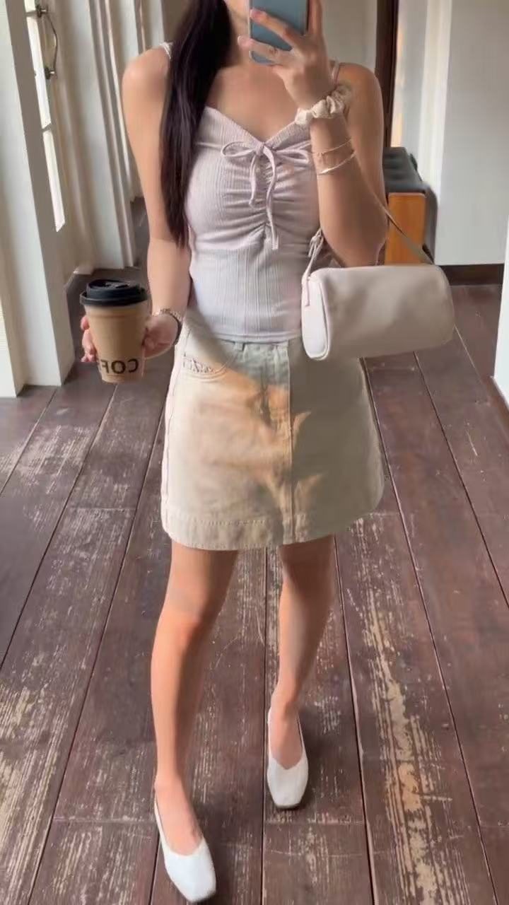 HELLO MILK TEE- 86827   百搭短裙