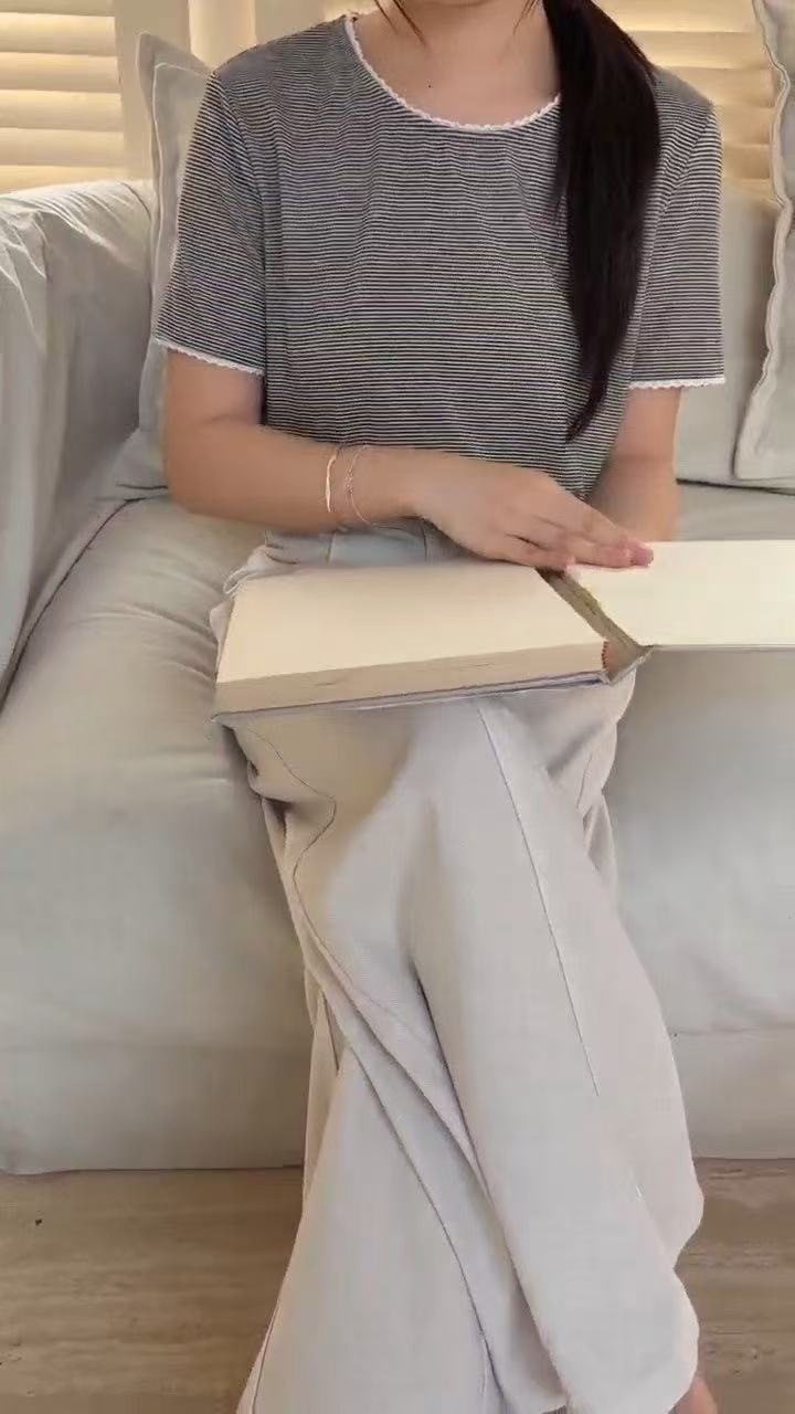 HELLO MILK TEE- 86829   花邊短袖衫