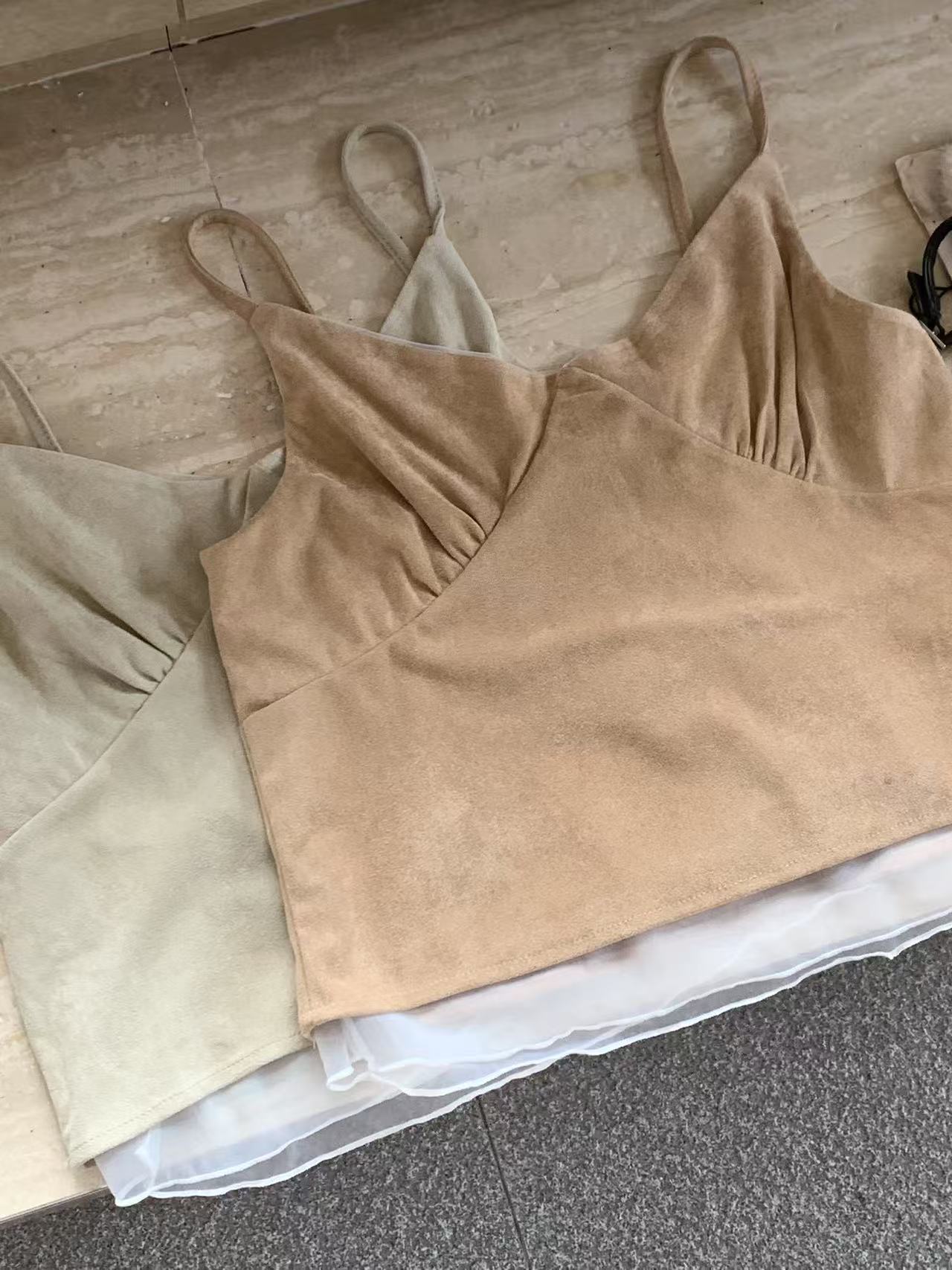 HELLO MILK TEE- 86926 吊帶上衣