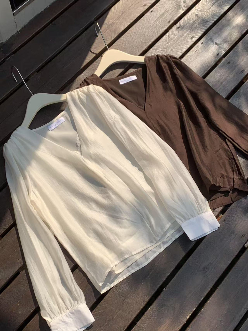 HELLO MILK TEE- 86952 蕾絲拼接衫