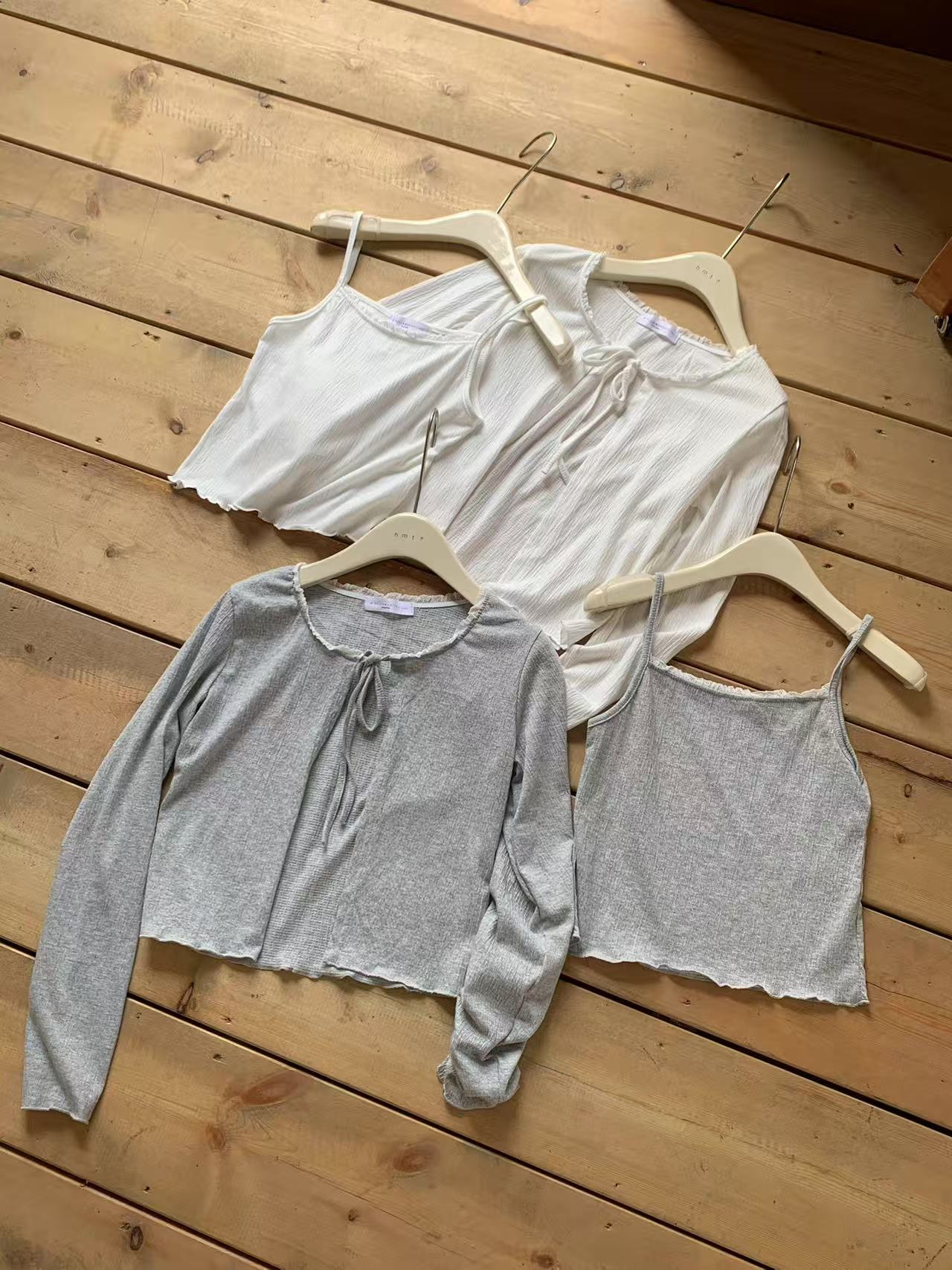 HELLO MILK TEE- 86922 韓系兩件套
