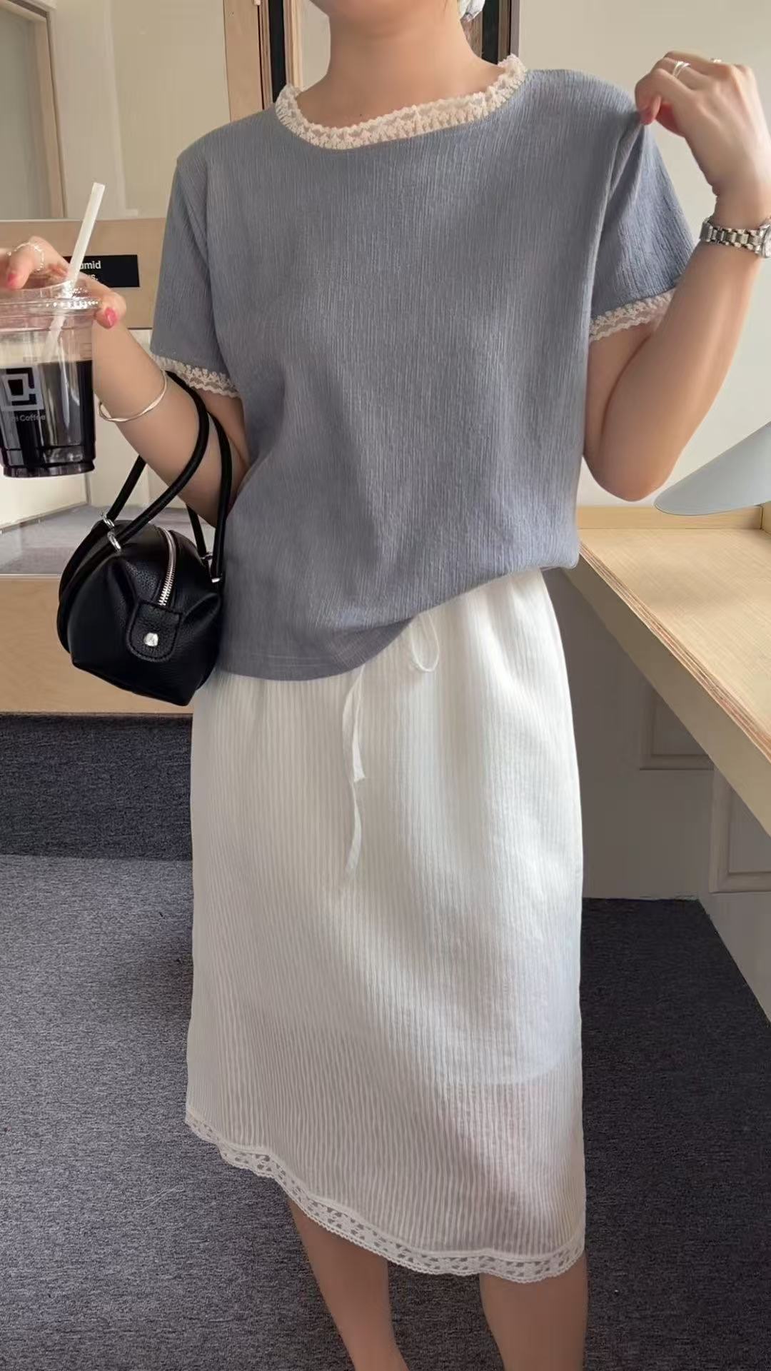 HELLO MILK TEE- 86753   花邊拼接衫