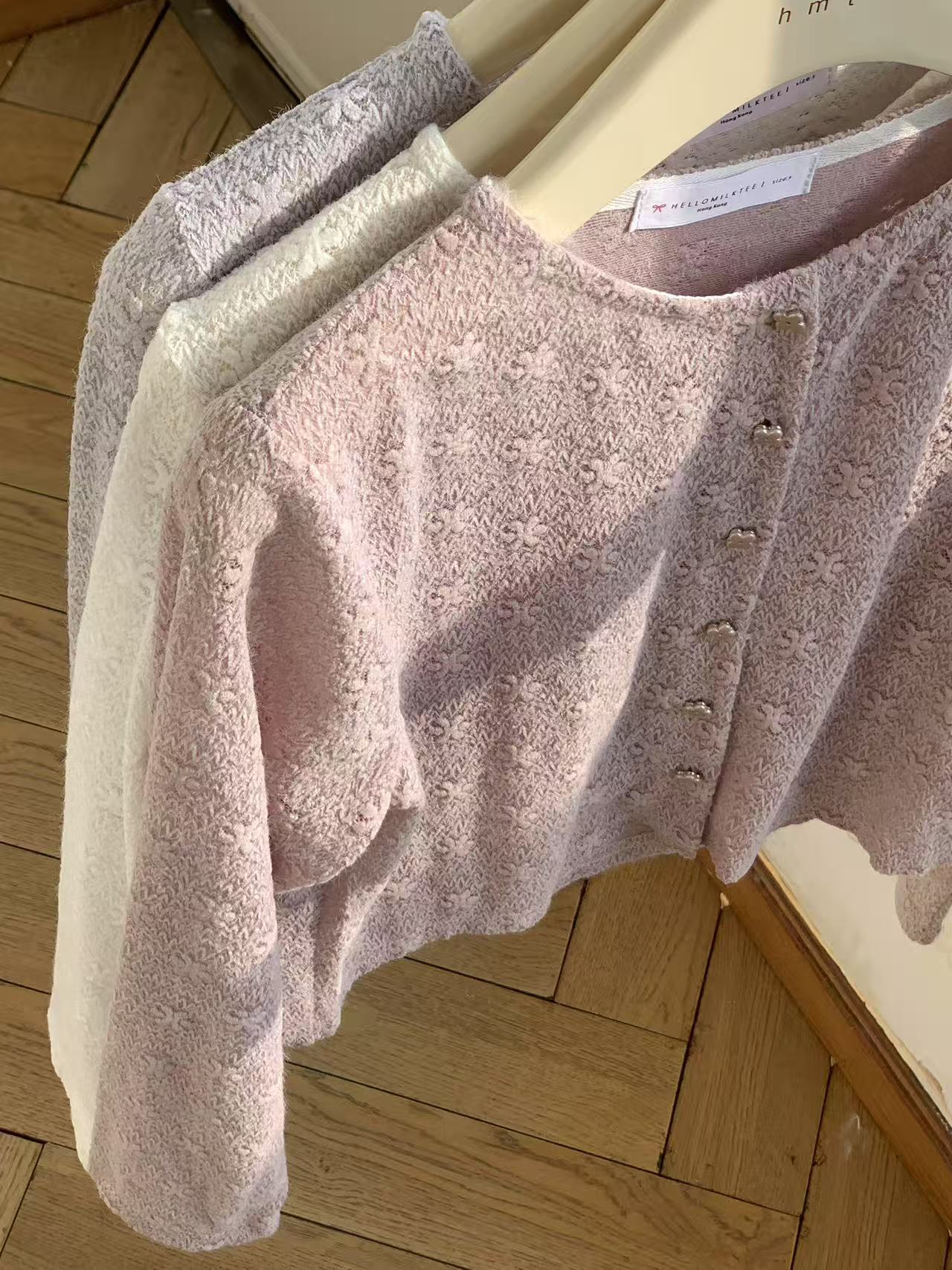 HELLO MILK TEE- 86975 提花小衫