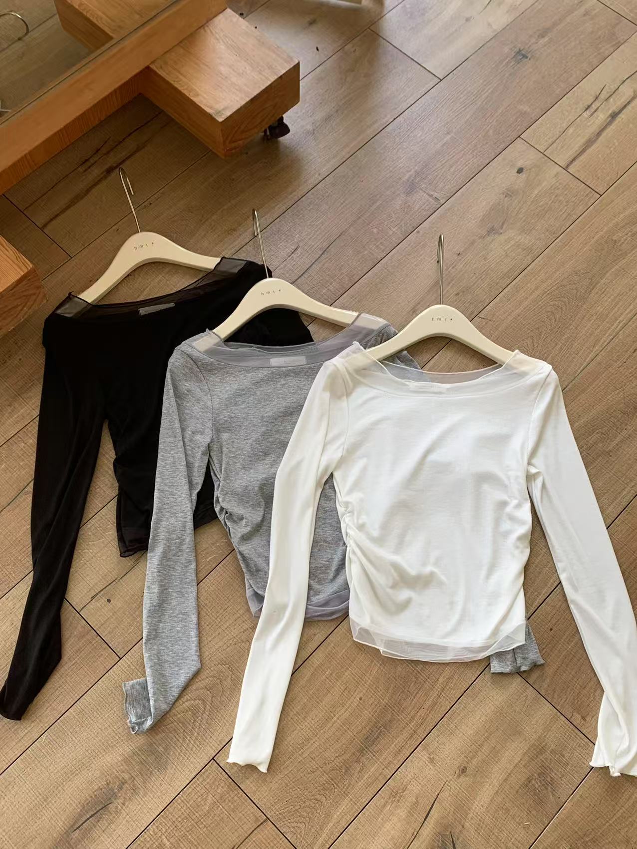 HELLO MILK TEE- 86961 網紗拼接衫